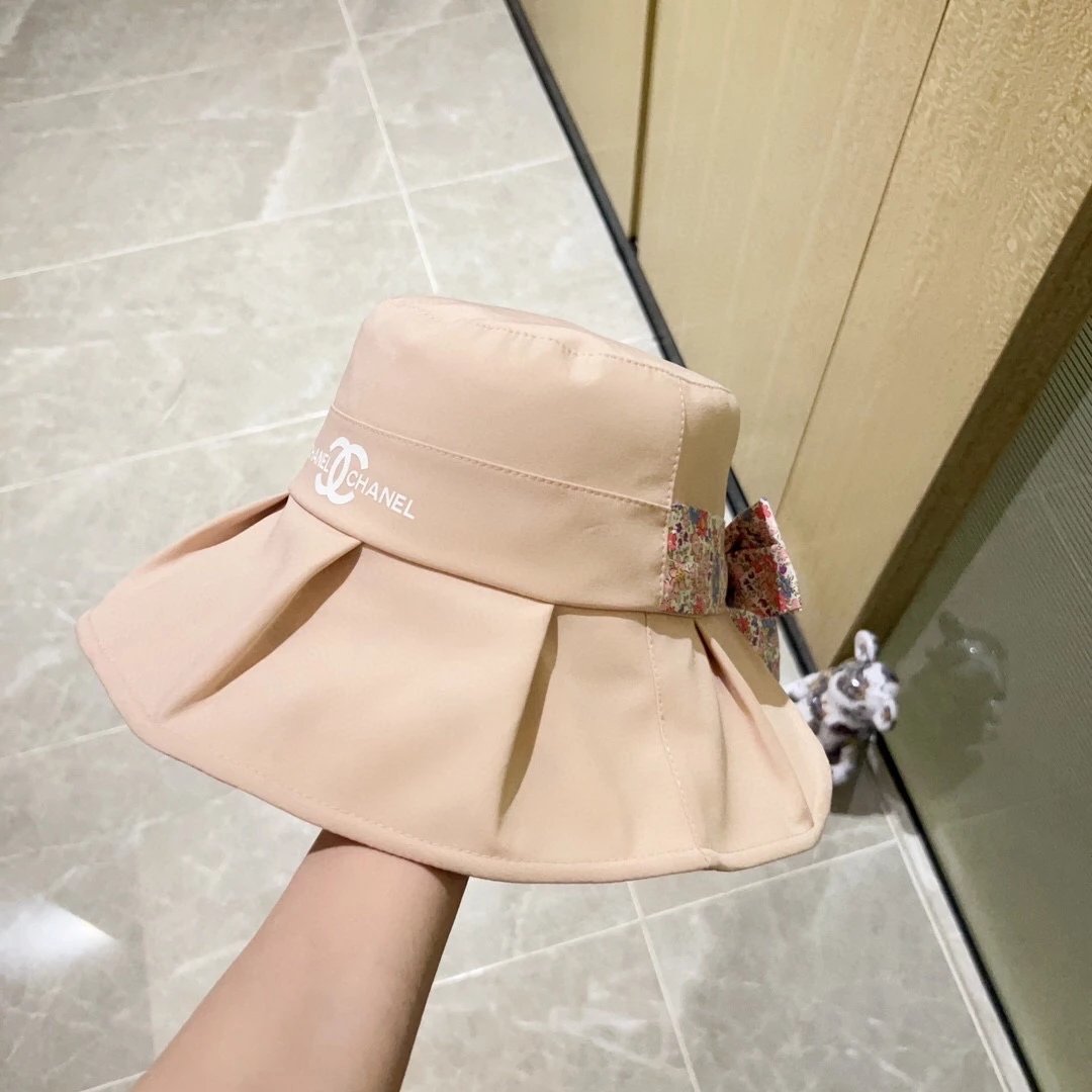 Chanel Hat New Spring and Summer Floral Vacation Style Bucket Hat,Sun-Proof and Super Easy to Match,First Choice for Street Vacation