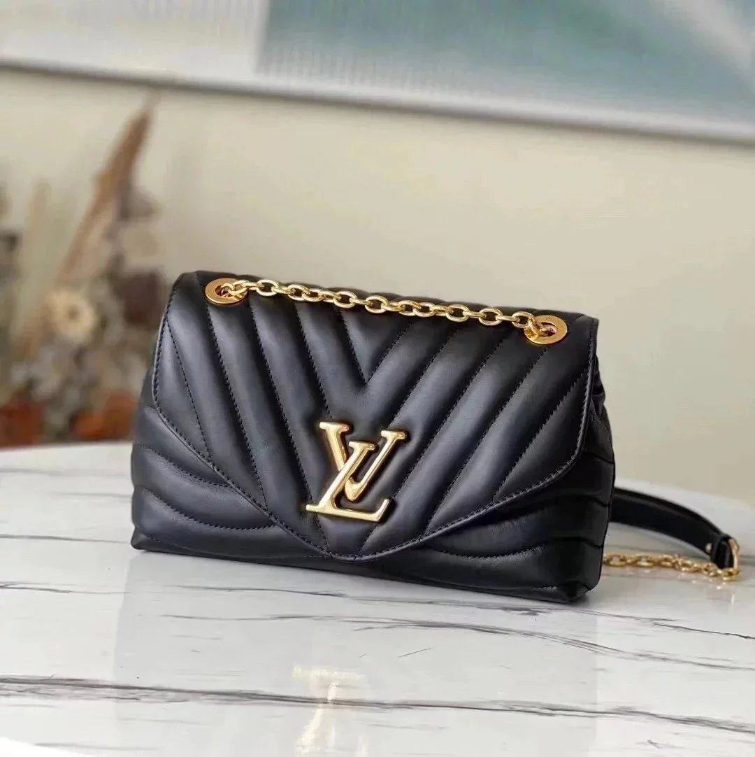 Louis Vuitton LV Women's Bag Top version 【】M586645?Full Leather Leather NEWWAVE Chain Bag Shoulder Bag Messenger Bag Women's Bag V Quilted Chain Bag Handbag Retro Women Bag Women m58549m58550m58552m58553