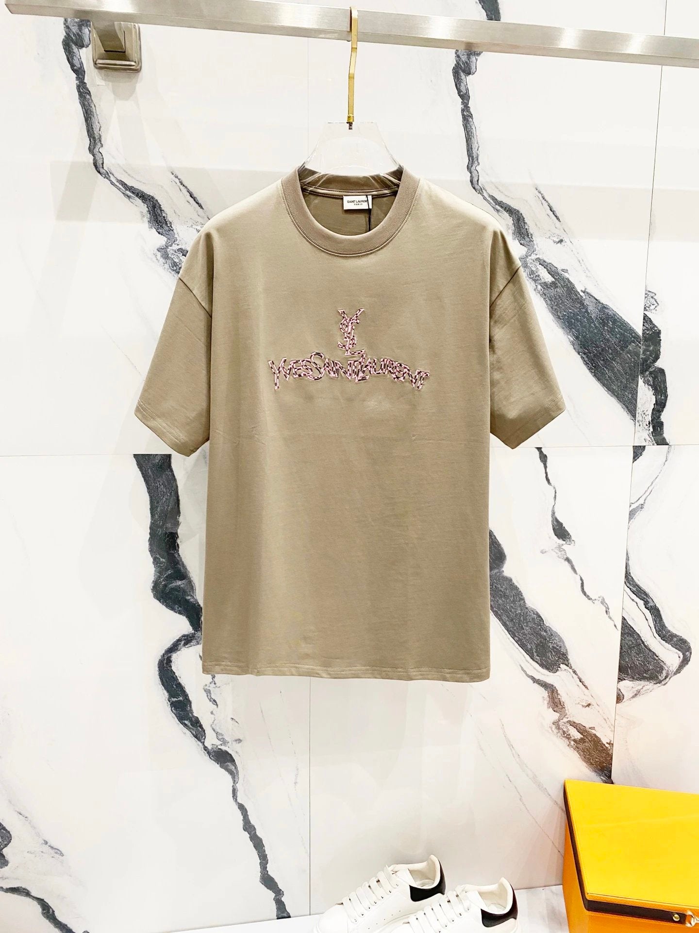 YSL T-shirt Chest Patchwork Letter Embroidery logo round Neck Short Sleeve25ss New pure cotton T Unisex T-Shirt OS Drop Shoulder Loose Fit Base Shirt Top T-Shirt Short Sleeve
