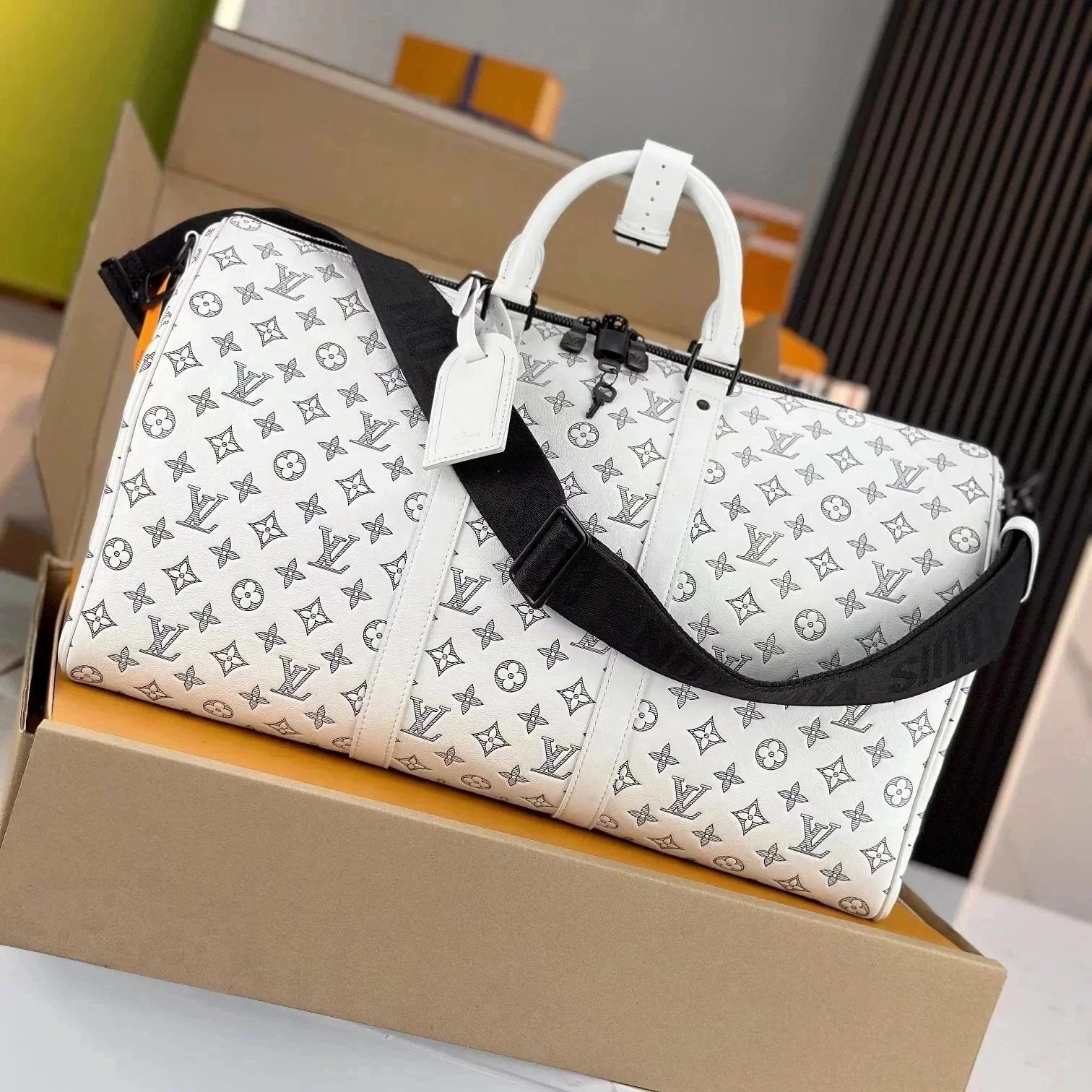 Louis Vuitton LV Travel Bag Top version Original Leather KEEPALLBANDOULIÈRE50Travel Bag M24953Blue M24954White One-Shoulder Crossbody Travel Handbag