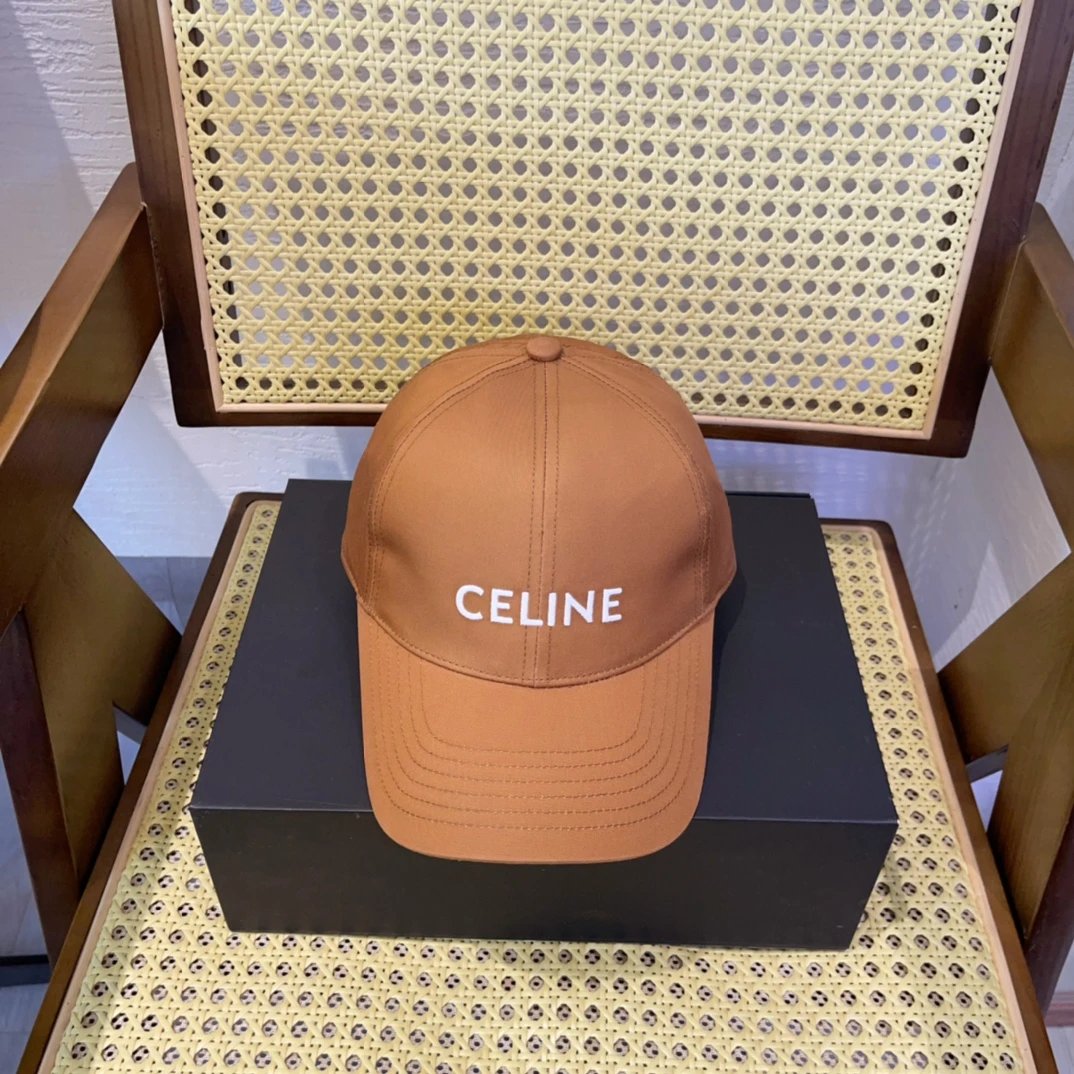 Celine Hat Classic Letters logo Baseball Cap Sunshade Sun Protection Duckbill Cap Large Head Circumference Slimming Face Curved Brim Versatile Sports Hat for Men and Women Couples Same Style