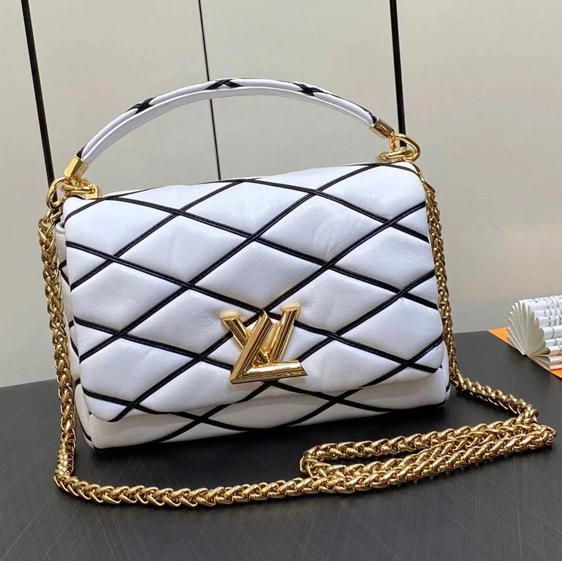 Louis Vuitton LV Women's Bag Top version New Full Leather Diamond Chain Bag Series GO-14Teist Medium Handbag Messenger Bag Shoulder Bag M22891.M22890