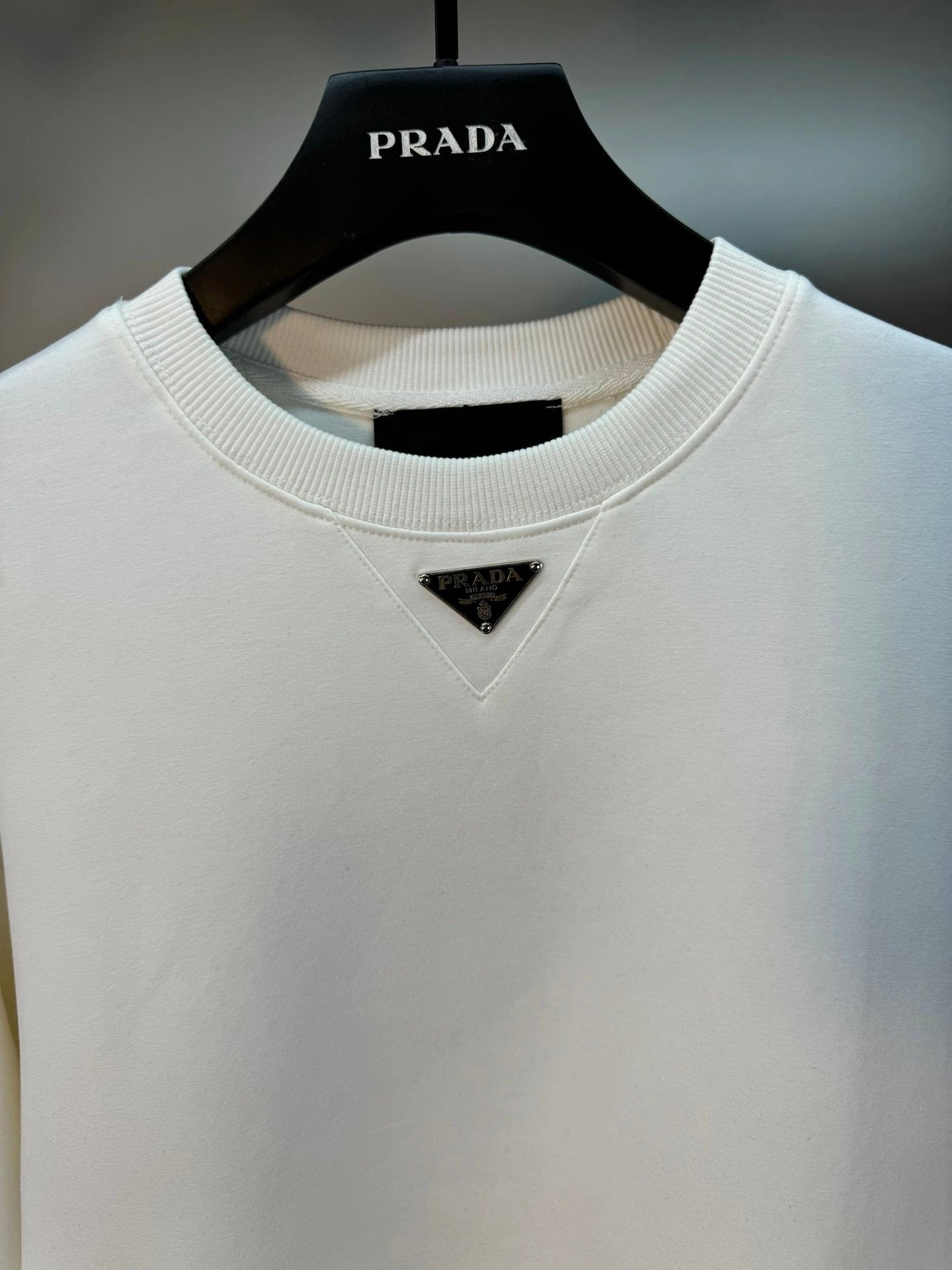 PRADA Hoodie New Style Chest Metal Triangle Logo Round Neck Sweatshirt Long Sleeve Base Shirt Jacket Top Fashion Unisex Sports Casual Loose Versatile Autumn Winter New Arrival