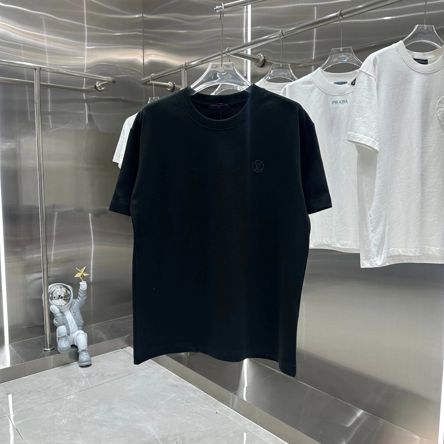 Louis Vuitton LV T-shirt Chest Letter Embroidery logo round Neck Short Sleeve25ss New Pure Cotton Unisex Style T T-shirt OS Loose Fit Base Shirt Top Half Sleeve T-Shirt