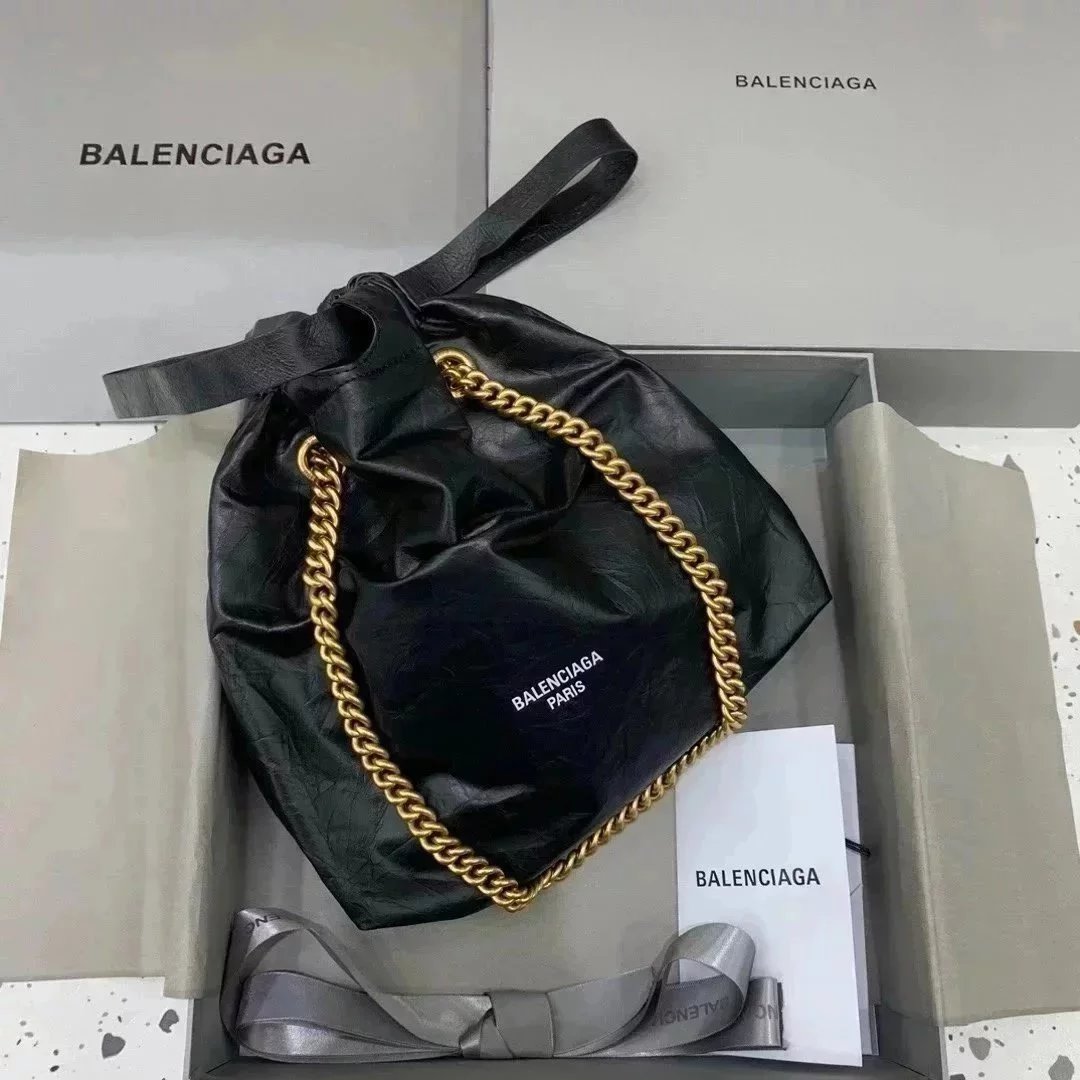 Balenciaga Bag Top version 【】In Stock Surrogate Shopping Grade New Crush Series Brand New Size Trash Garbage Bag Shopping Bag Drawstring Closed Garbage Pack Hobo Bag Casual Bag Backpack Messenger Bag Chain Bag Women's Bag Small Size25cm Large Size35cm