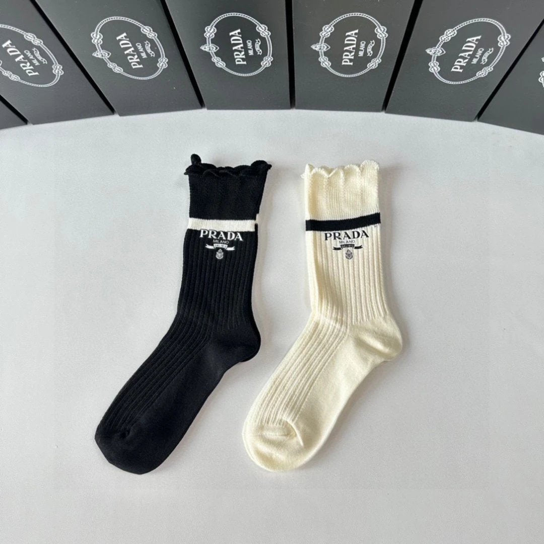 PRADA Sock 【Two Pairs in a Box】Classic Letters logo Breathable and Stylish Pure Cotton Slouch Socks25ss New Short Tube Cotton Socks Thin Business Sports Casual Spring Summer Autumn Versatile Deodorant Sweat-Absorbing