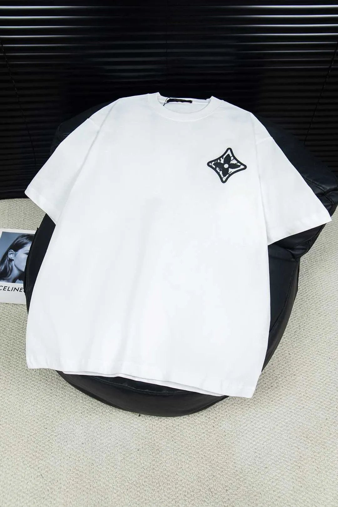 Louis Vuitton LV T-shirt Back with Large Letter Print logo round Neck Short Sleeve25ss New Pure Cotton Unisex Style T T-shirt OS Loose Fit Base Shirt Half Sleeve T-Shirt Top Half Sleeve