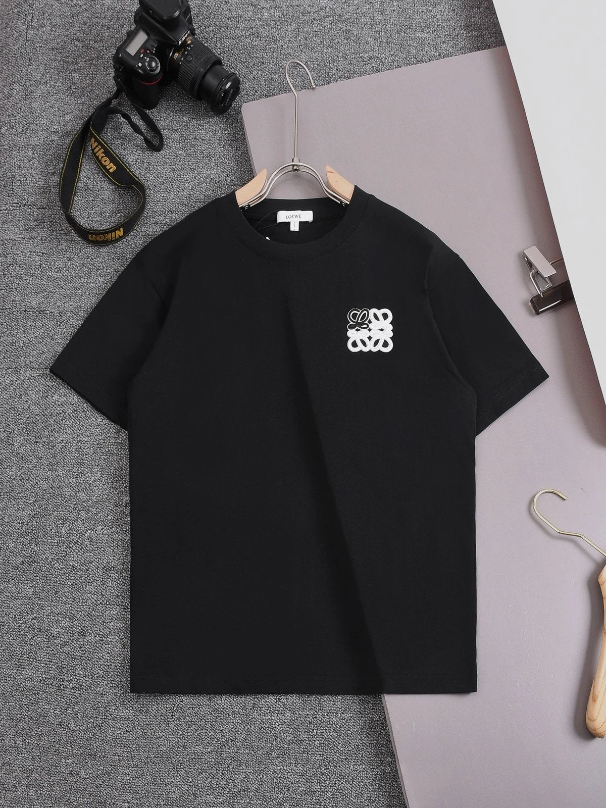 LOEWE T-shirt Classic Logo Embroidered Round Neck Short Sleeve25ss New Pure Cotton Unisex Style T T-shirt Base Shirt Tee Shirt OS Loose design
