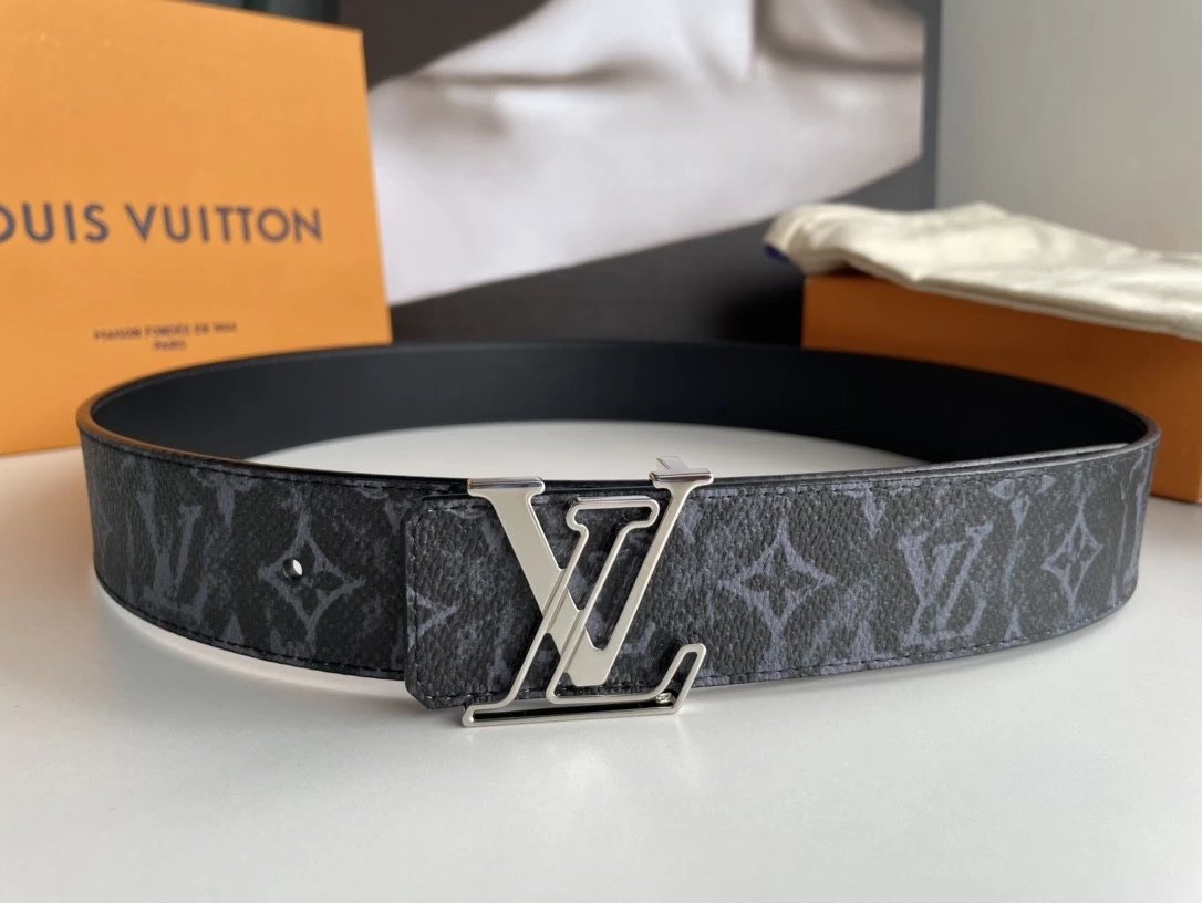 Louis Vuitton LV Belt Top version 【Counter Quality】The Most New Belt4.0cm Men's Belt Metal Buckle Men's Leather Belt with Classic Presbyopic Checkered Belt with Genuine Goods Packaging No Problem in and out of the Counter Versatile Casual Fashion Formal W