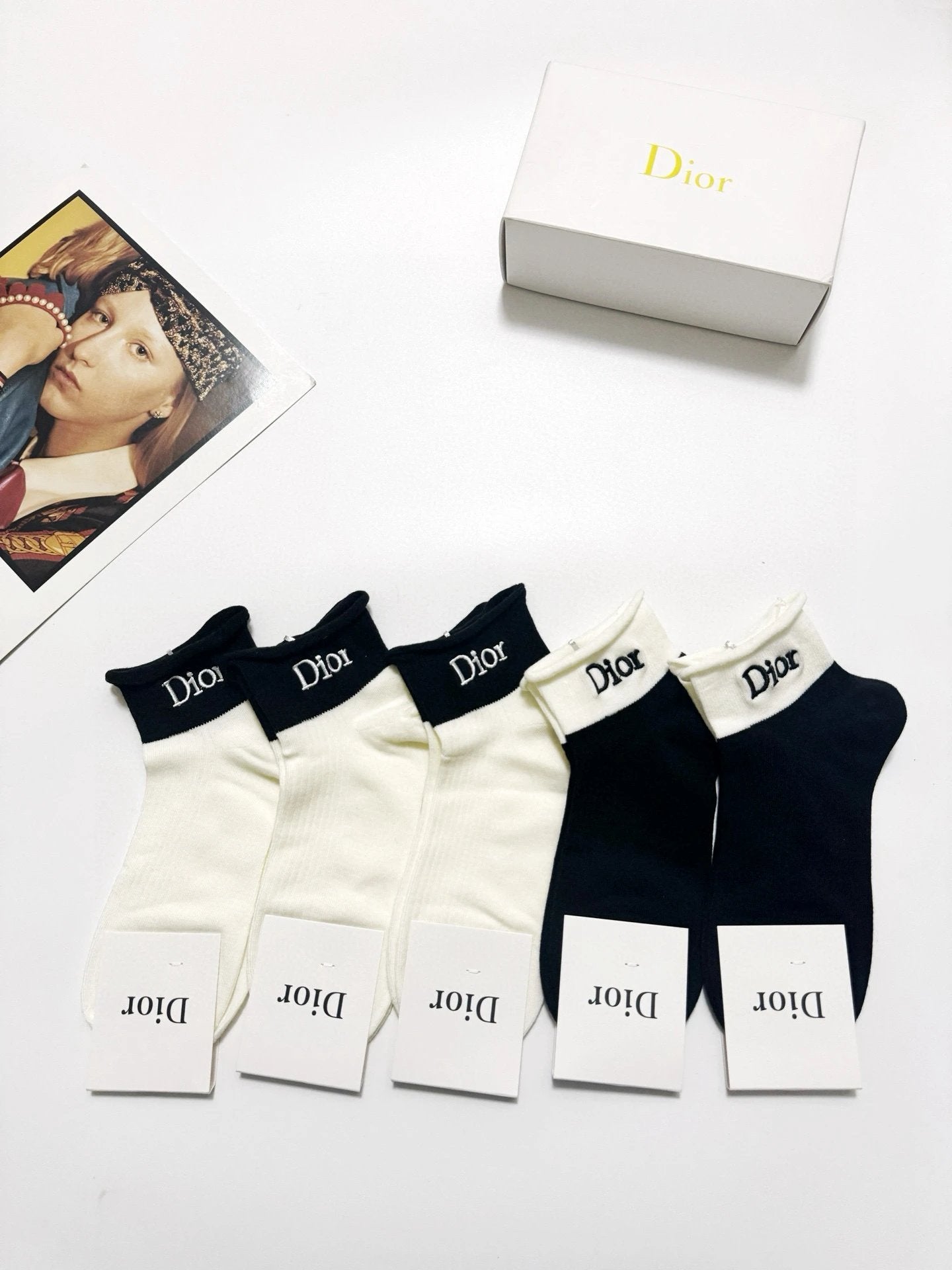 Dior Sock 【a Box5Double】Classic Letter Embroidery logo Breathable and Stylish Pure Cotton Mid-Calf Socks25ss New Cotton Socks Spring Summer Autumn Sports Casual Versatile Business Thin Deodorant Sweat-Absorbing