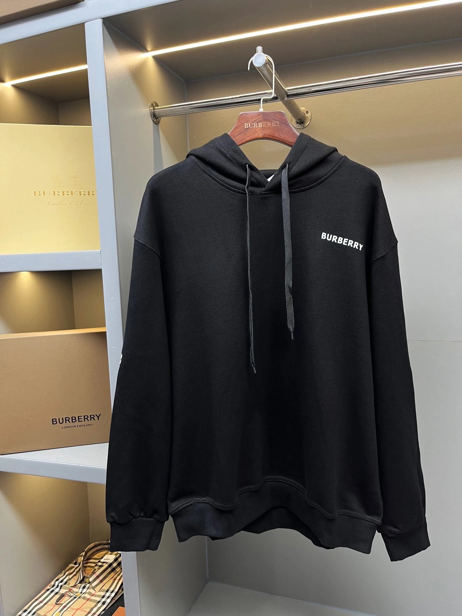 Burberry Hoodie Equestrian Knight Print Cotton Hoodie Unisex Loose Fit Versatile Jacket
