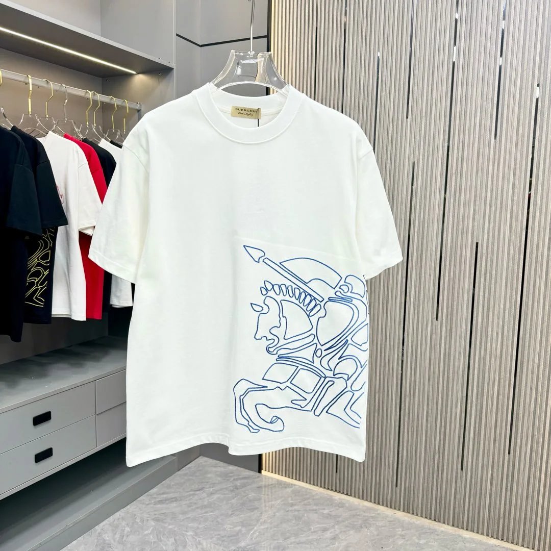 Burberry T-shirt Front Rider Print logo round Neck Short Sleeve25ss New pure cotton T Unisex T-Shirt OS Loose Fit Base Shirt Top Half Sleeve T-Shirt