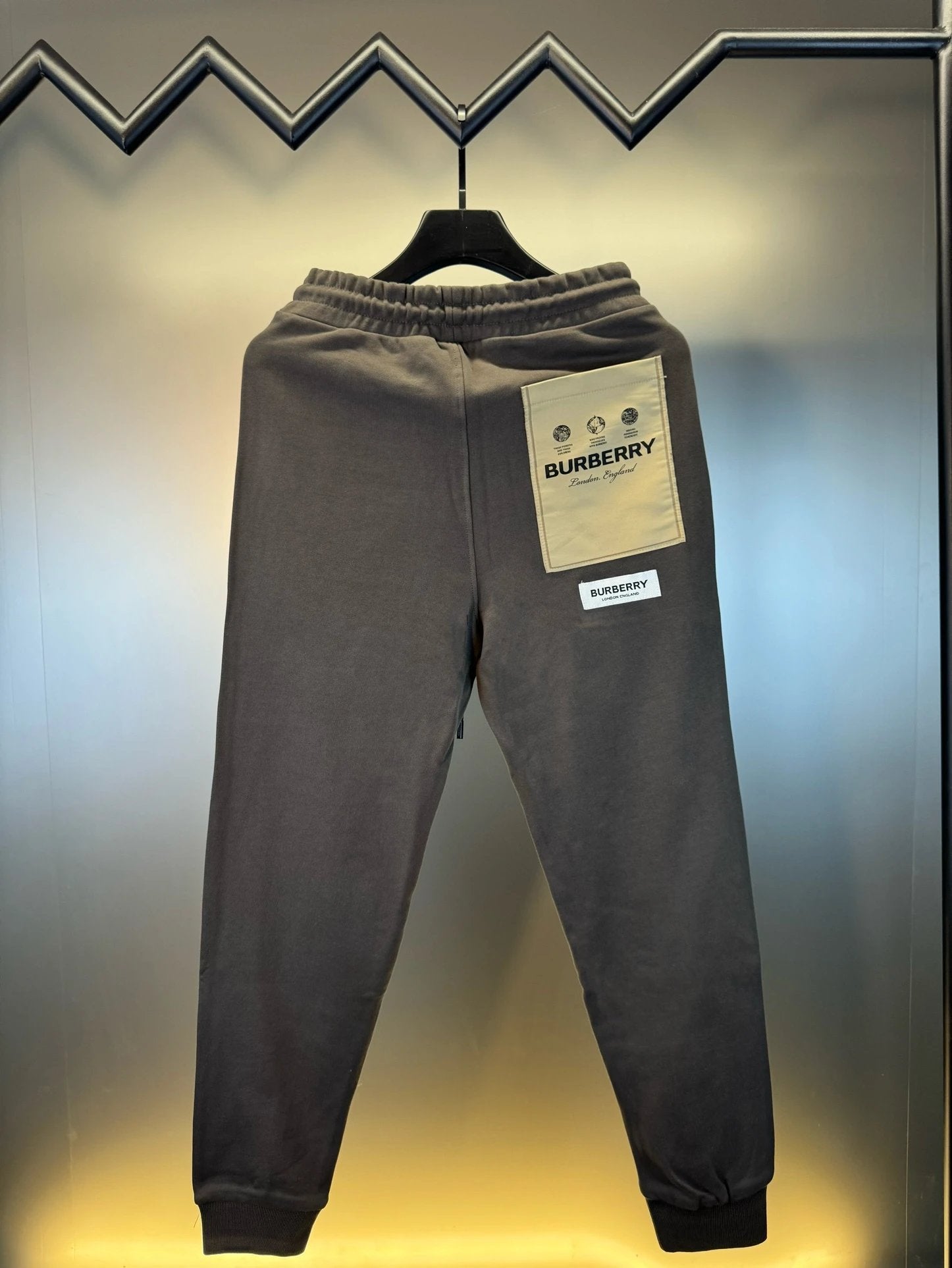 Burberry Sweatpants Embellished Logo logo Drawstring Jogger Sweatpants for Men and Women, Autumn and Winter Loose Fit, High Waist, Color Block, Plus Size, Casual Pants