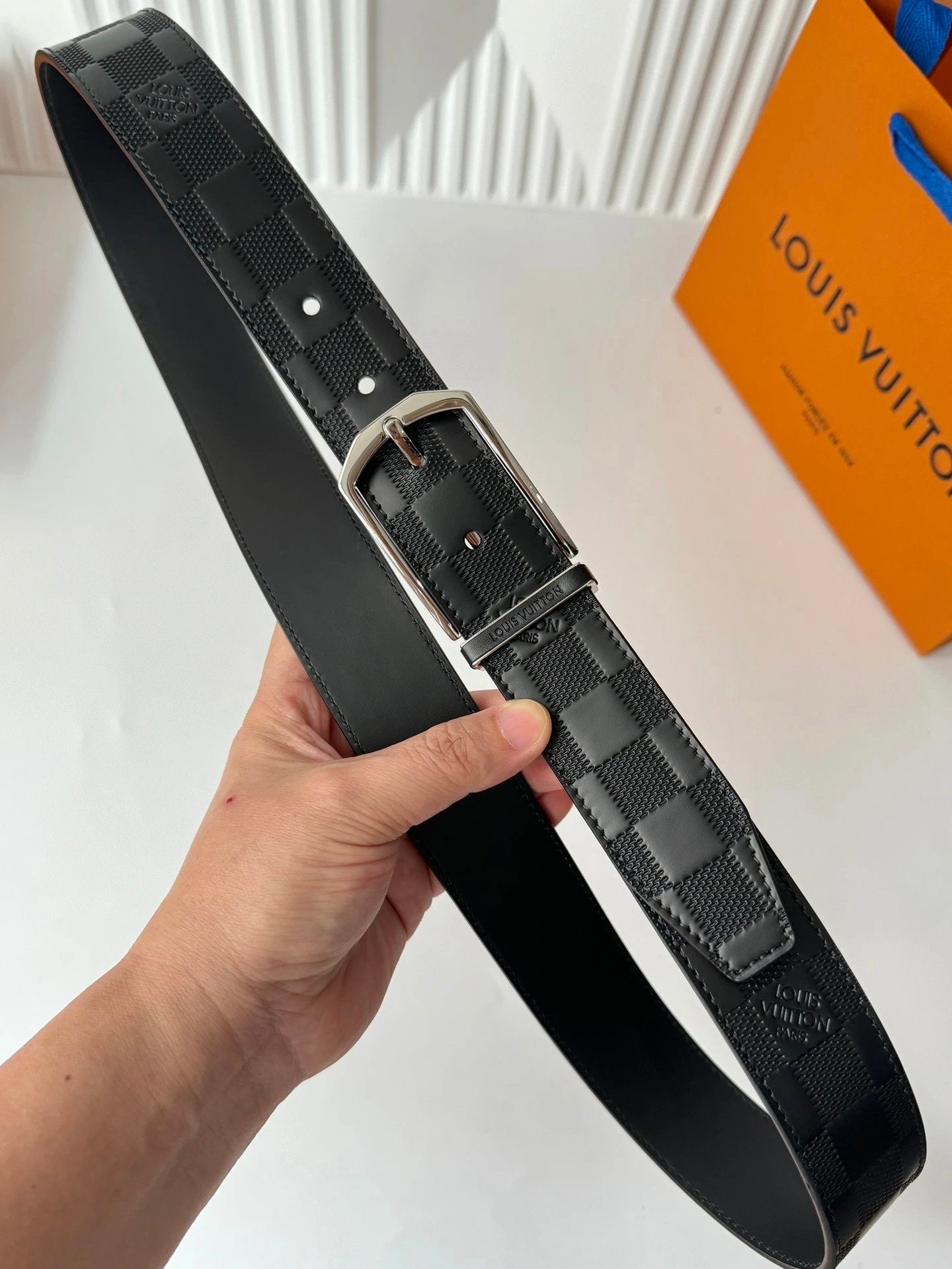 Louis Vuitton LV Belt Top version The Most New Belt3.5cm Men's Belt Metal Buckle Men's Leather Belt with Classic Chessboard Plaid Belt with Genuine Goods Packaging
