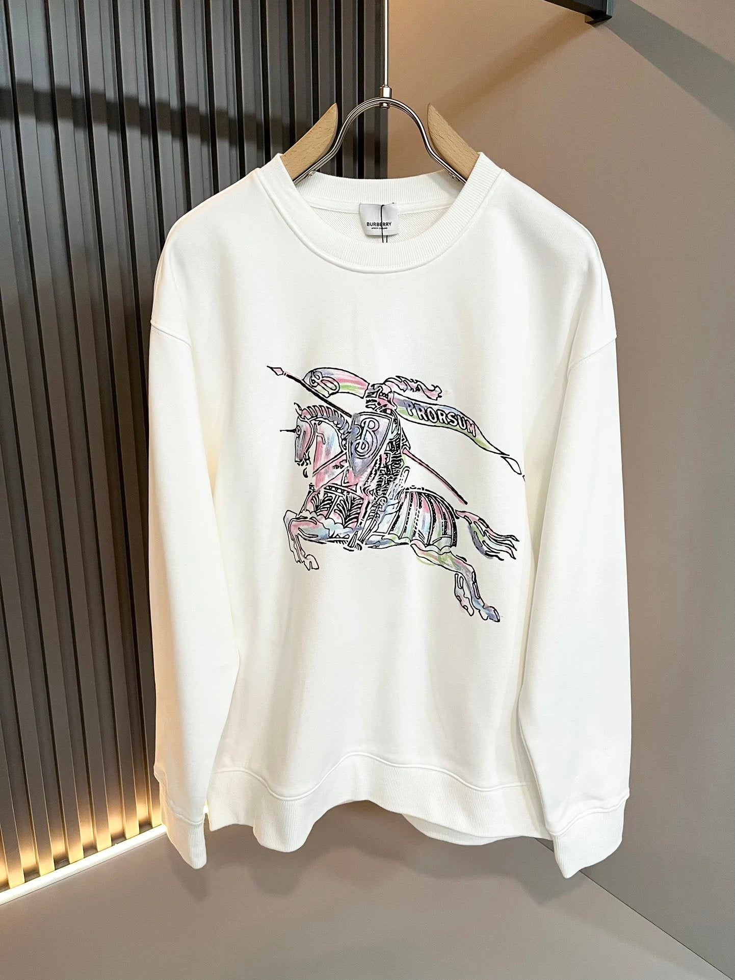 Burberry Hoodie Classic Logo Printed Crew Neck Pullover Sweatshirt Casual Loose Fit Pure Cotton Inner Layer Top os Unisex Sports Tracksuit24ss Autumn and Winter New Products
