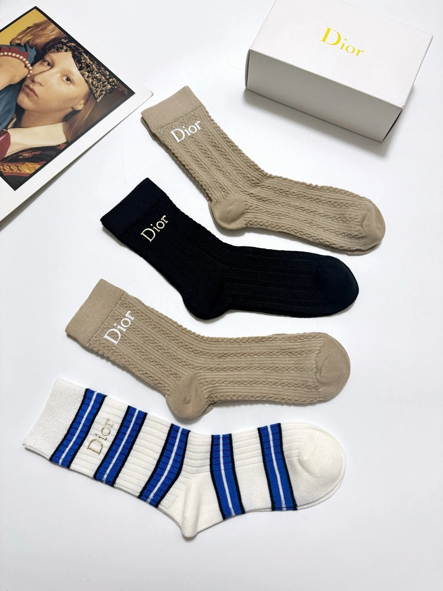 Dior Sock 【A box of four pairs】Classic Letters logo Breathable and Stylish Pure Cotton Mid-Calf Socks25ss New Cotton Socks Spring Summer Autumn Thin Business Deodorant Sweat-Absorbing Sports Casual Versatile