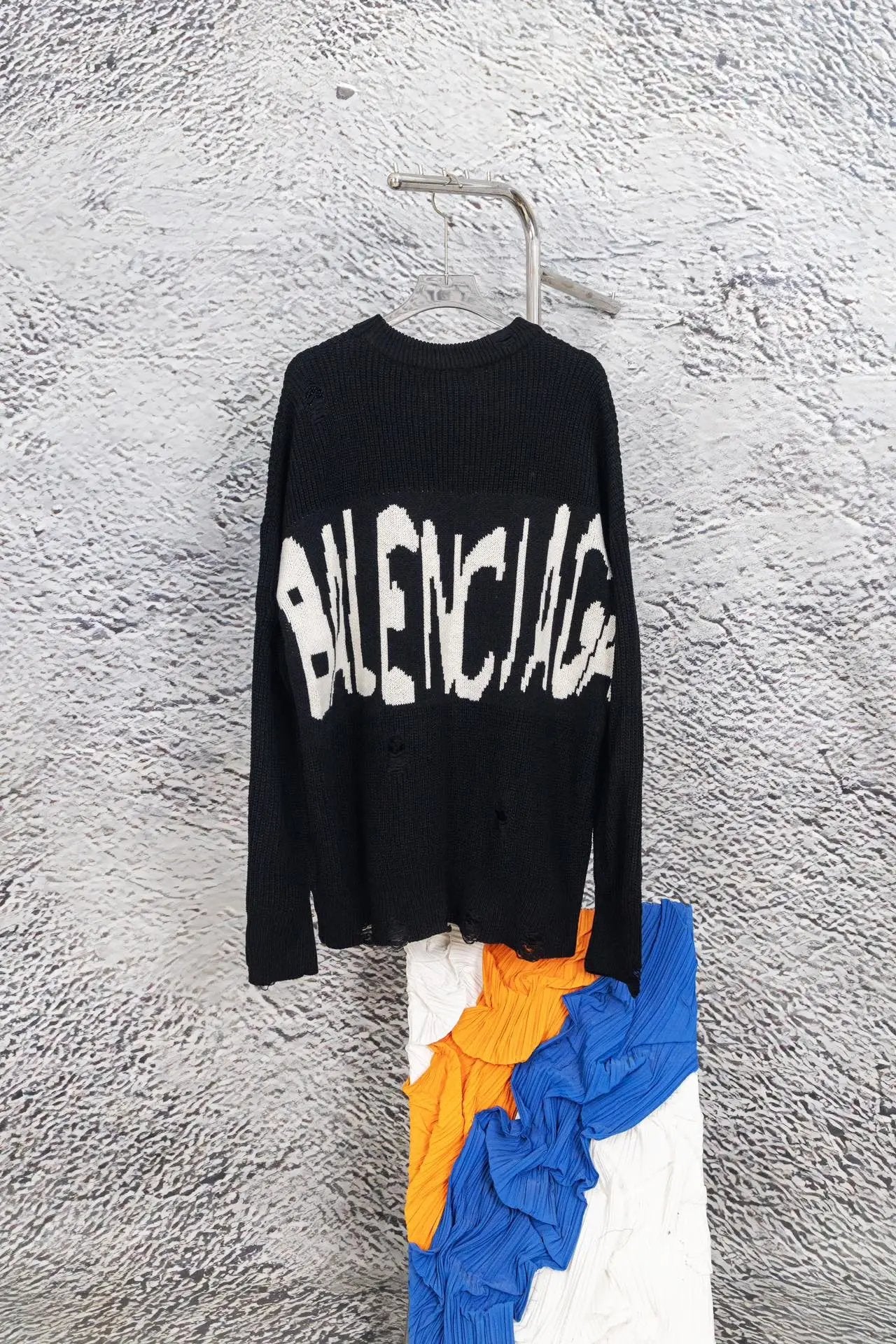 Balenciaga Sweater Collaboration Edition Distressed Style Large logo Round Neck Sweater Pullover Thickened Lazy Style Unisex Loose Knit Top Jacket Versatile Casual Wearable Inside and Outside