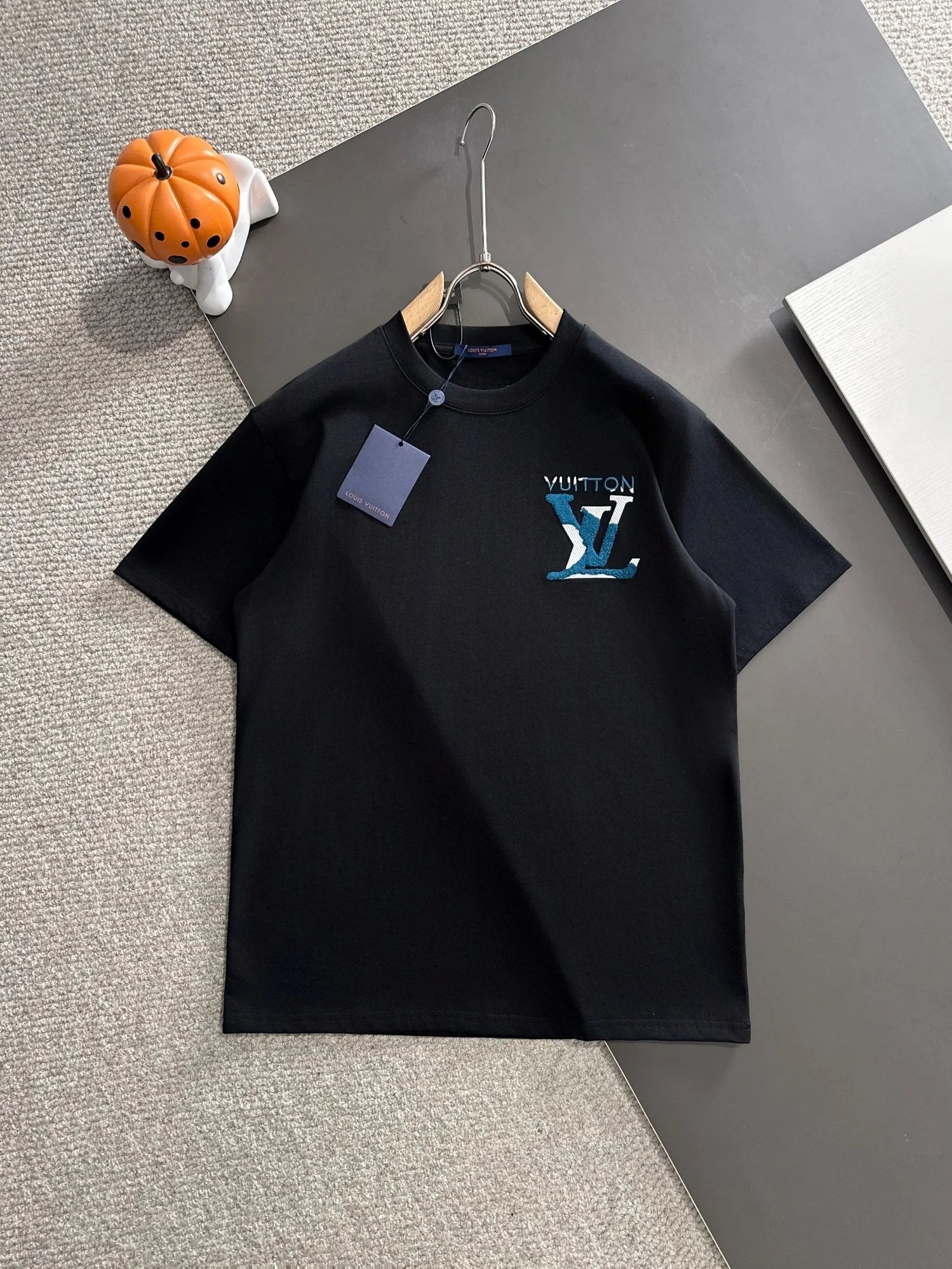 Louis Vuitton LV T-shirt Color-Block Letter Towel Embroidery on the Chest logo round Neck Short Sleeve25ss New Pure Cotton Unisex Style T T-shirt OS Loose Fit Base Shirt Half Sleeve T-Shirt Top Half Sleeve