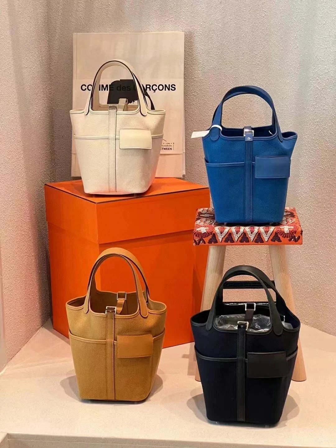 Hermes women's bag Top version H Home Food Basket cargo Bucket Bag nata Cream White Sesame Color Small Bucket picoton18cm Canvas Stitching swift Leather Counter New Hand Sewing