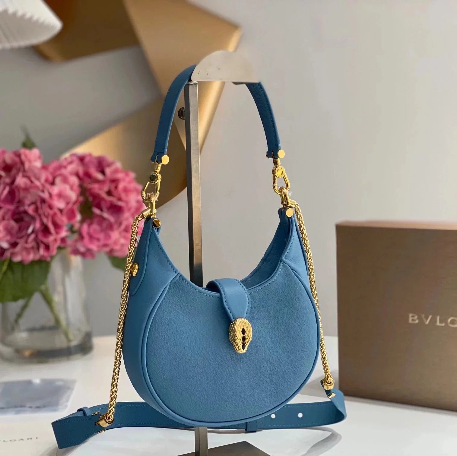 BVLGARI Bag Top version 【Original Leather】2022Spring and Summer New Women's Bag BVLGARI”Crossbody Bag Underarm Bag Blue Brand New SERPENTIELLIPSE Series hobo Bag Small Size Crossbody Bag Shoulder Bag Handbag Underarm Bag Cattle Leather Bag