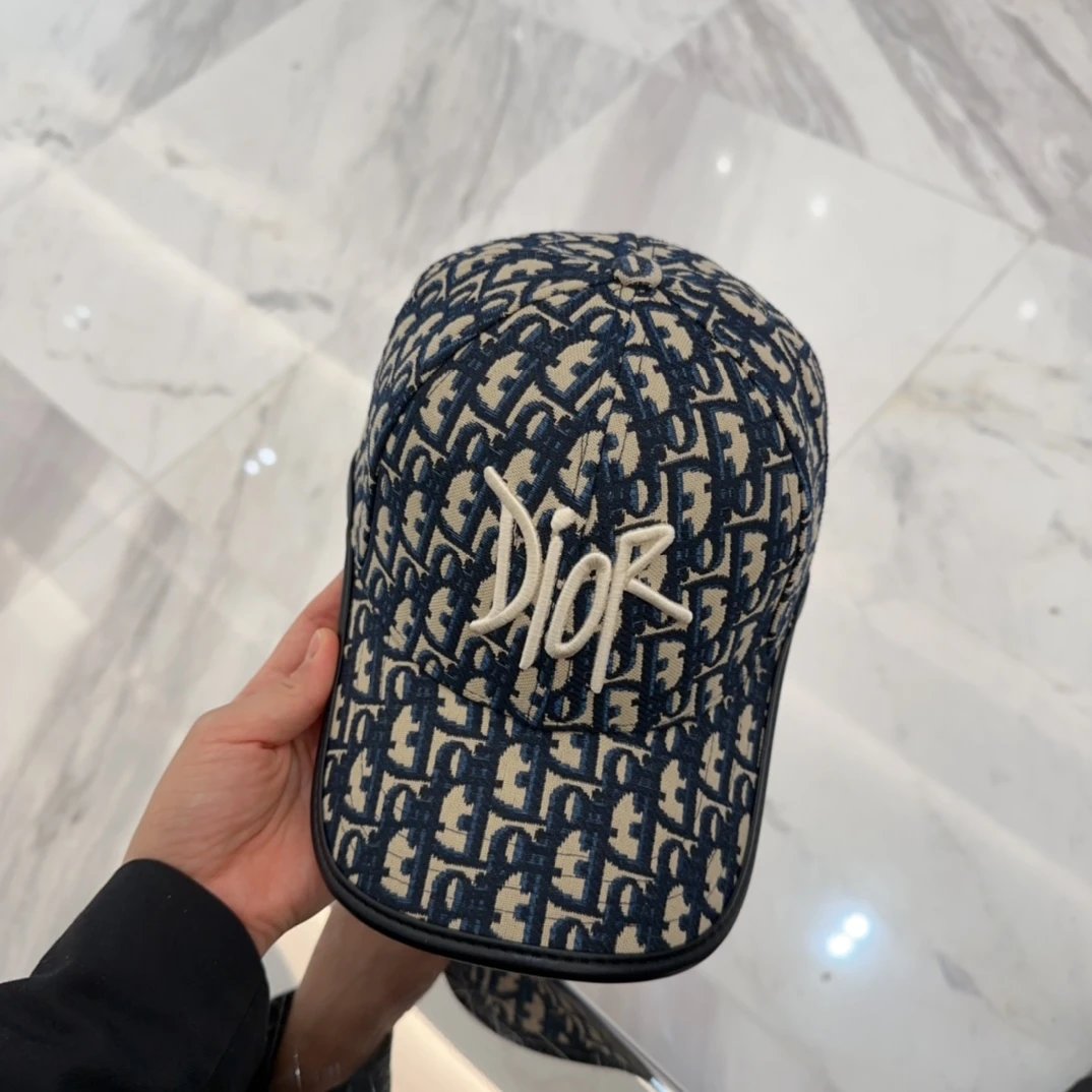 Dior Hat Presbyopic D Letters logo Baseball Cap Sunshade Sun Protection Duckbill Cap Slimming Face Curved Brim Versatile Large Head Circumference Sports Hat Unisex Couple Style