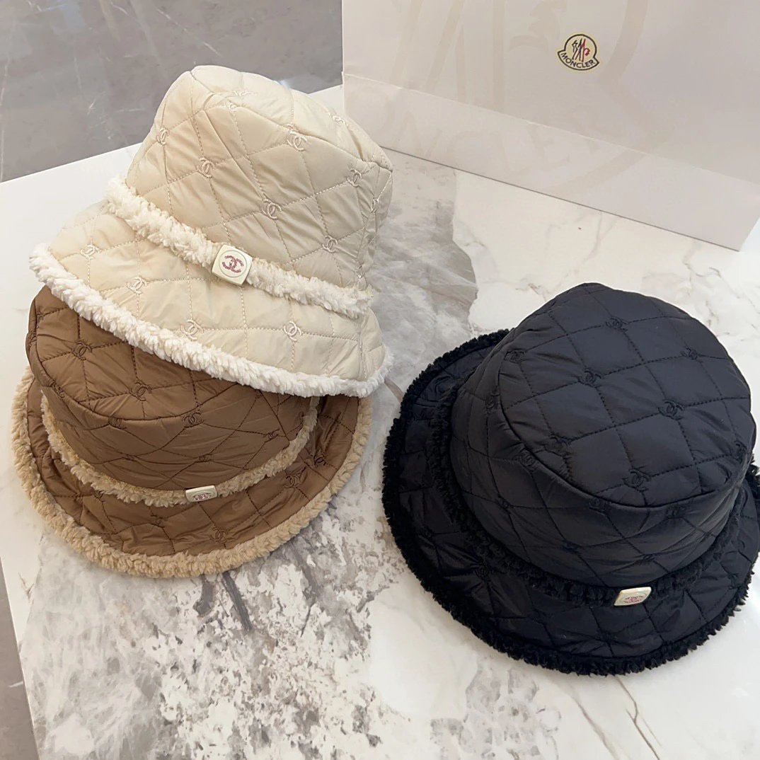 Chanel Hat Casual Hat High Quality Fashion Fashion Brand Autumn and Winter Style Double-Sided Wear Plush Fisherman Hat
Classic Versatile Casual~