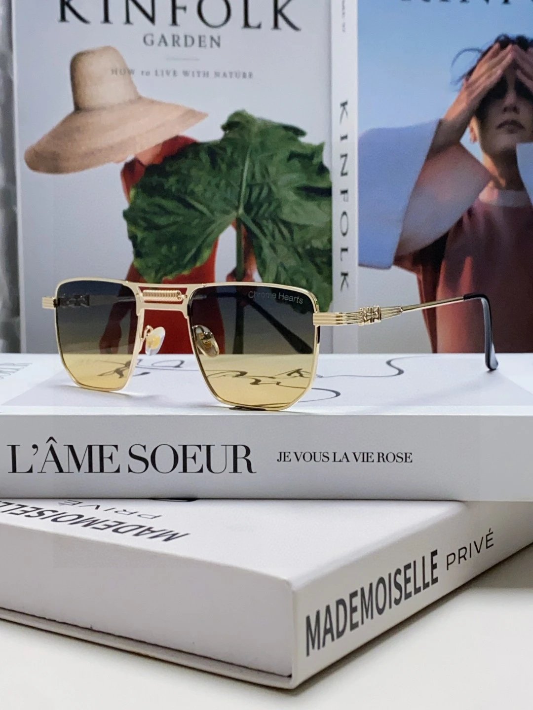 Chrome Hearts Sunglasses Small Square Retro Frame Sunglasses Slimming Non-Prescription Driving Beach Fishing Unisex Couple Style UV Protection25ss New Sports Casual Versatile