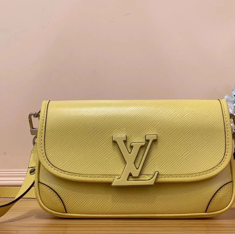 Louis Vuitton LV Women's Bag Top version 2022New Original Order BUCI Handbag Full Leather Water Ripple Stitching Lychee Pattern Women's Bag Shoulder Crossbody Portable Underarm Bag M59386Black m59457White m59459m59460Rose Red