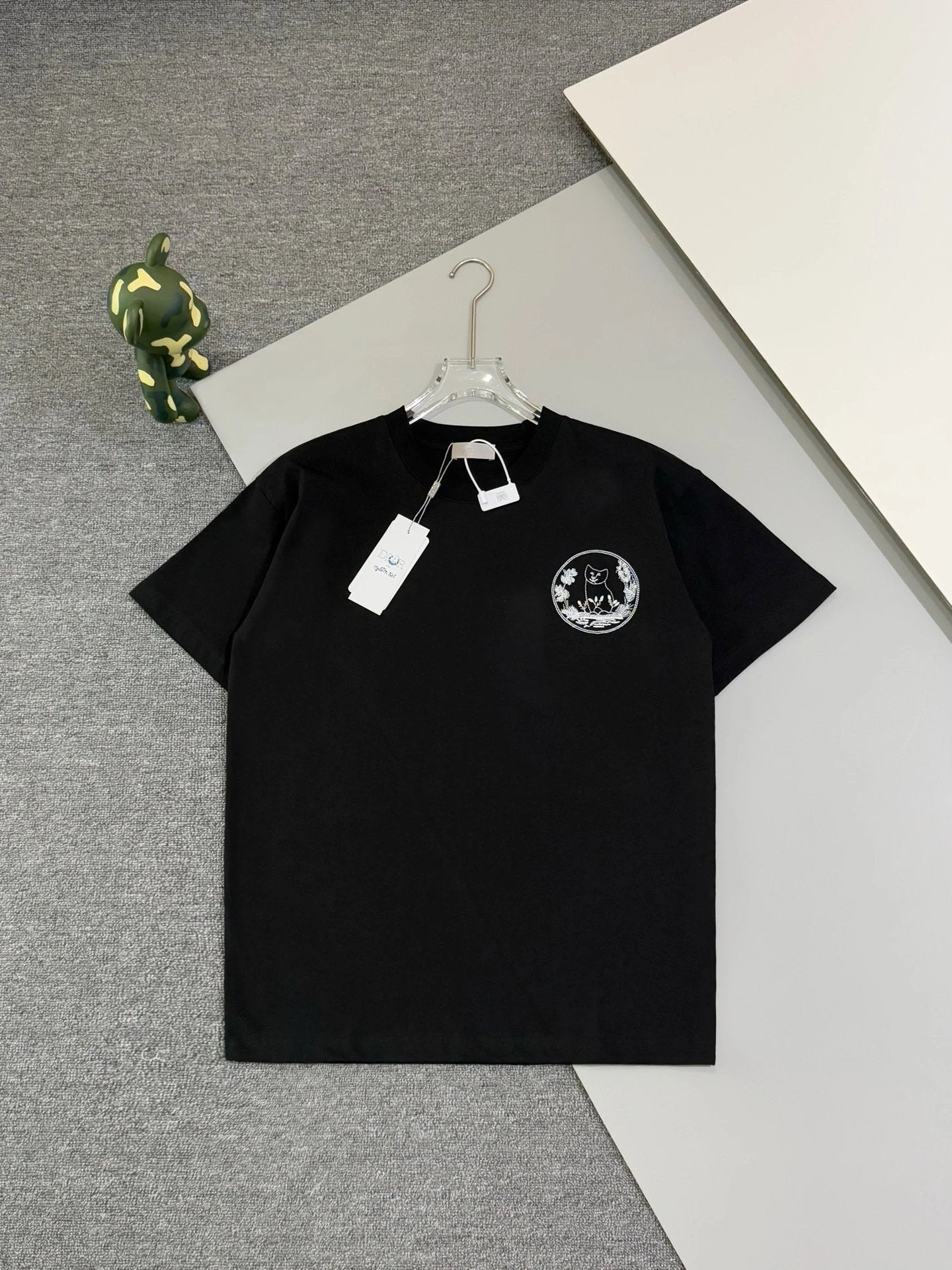 Dior T-shirt Front and back cat embroidery logo round Neck Short Sleeve25ss New Pure Cotton Unisex Style T Casual T-Shirt Base Layer Shirt OS Loose Fit Half Sleeve Top Plus Size