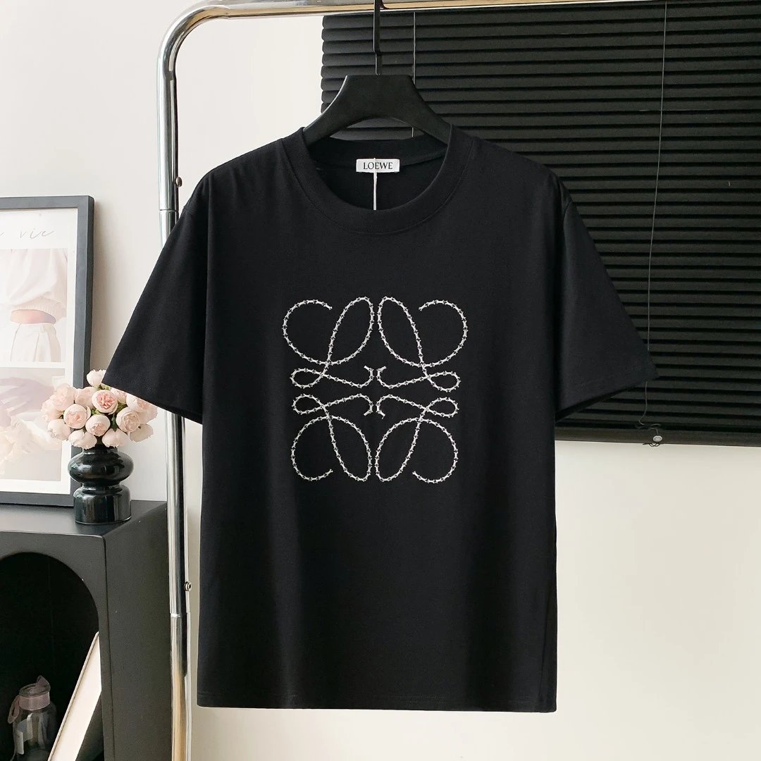 LOEWE T-shirt Chest Brand Embroidery Pattern logo round Neck Short Sleeve25ss New pure cotton T Unisex T-Shirt OS Drop Shoulder Loose Fit Base Shirt Top T-Shirt Short Sleeve
