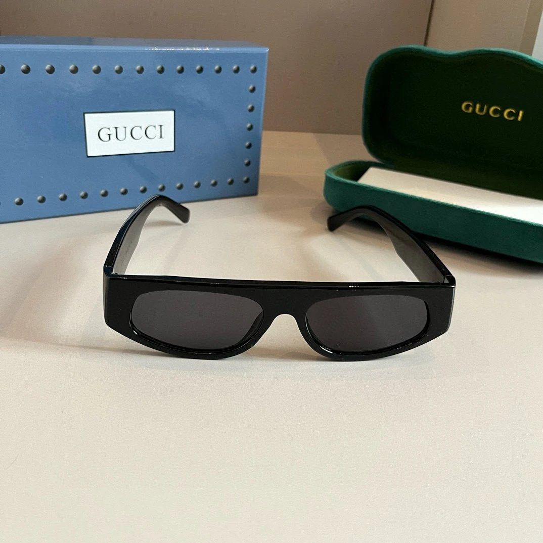Gucci Sunglasses Letter Logo Temple Sunglasses Slimming Non-Prescription Unisex Couple Style UV Protection Driving Beach Fishing25ss New Sports Casual Versatile