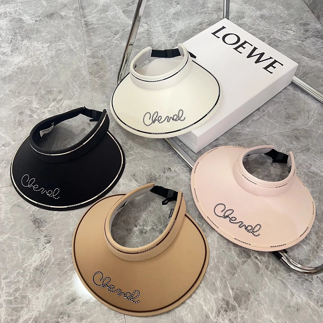 Chanel Hat Sun Hat with Dustproof Bag High Quality Fashion Big Hat2024Summer New Ice Silk Sun Hat Topless Hat
Light Luxury Temperament~Travel Essential