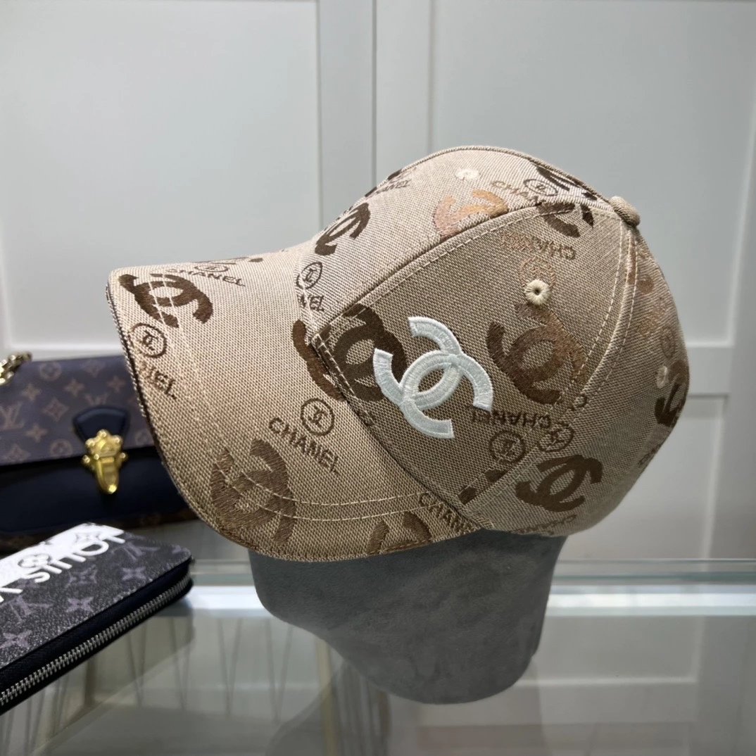 Chanel Hat Hat High-End and Fashionable Chanel】New Embroidered Simple Baseball Cap,New Shipment,Big Brand's Same Style Super Easy to Match,Hurry up and Buy It!