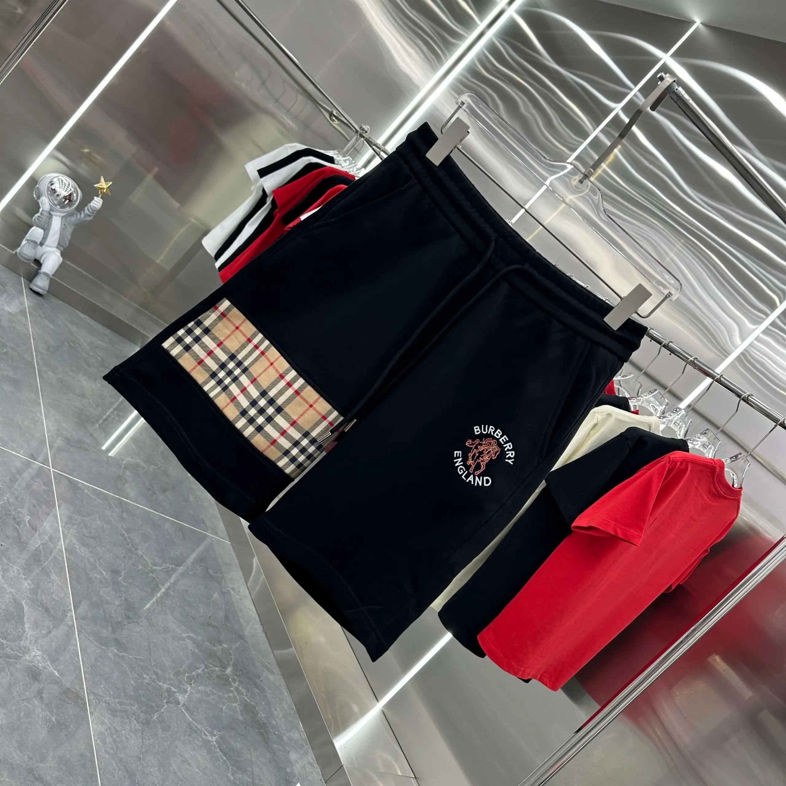 Burberry Shorts Classic Patchwork Embroidery logo Five-point Shorts25ss New Drawstring Casual Summer Pants American Style5Two-in-One Casual Sweatpants for Men and Women, Pure Cotton Joggers