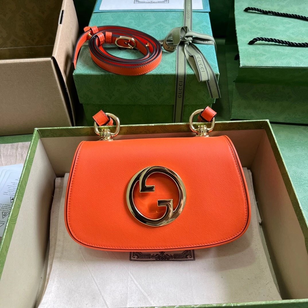 Gucci Women's Bag Top version 2023Early Spring Gblondie Series Organ Saddle Bag72464521.5*13.5*7cm,With Two Shoulder Straps to Switch Underarm and Crossbody