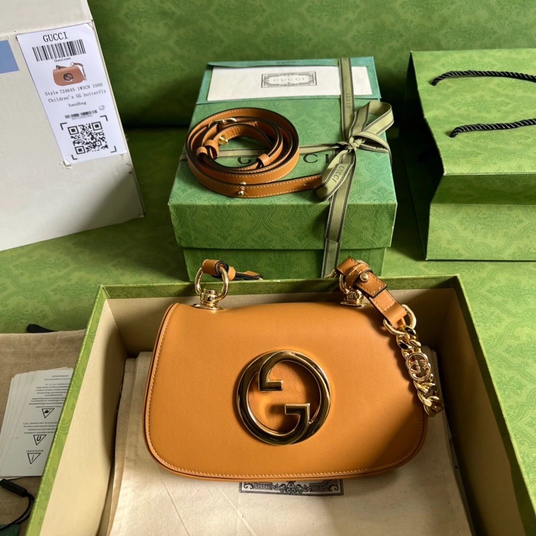 Gucci Women's Bag Top version 2023Early Spring Gblondie Series Organ Saddle Bag72464521.5*13.5*7cm,With Two Shoulder Straps to Switch Underarm and Crossbody