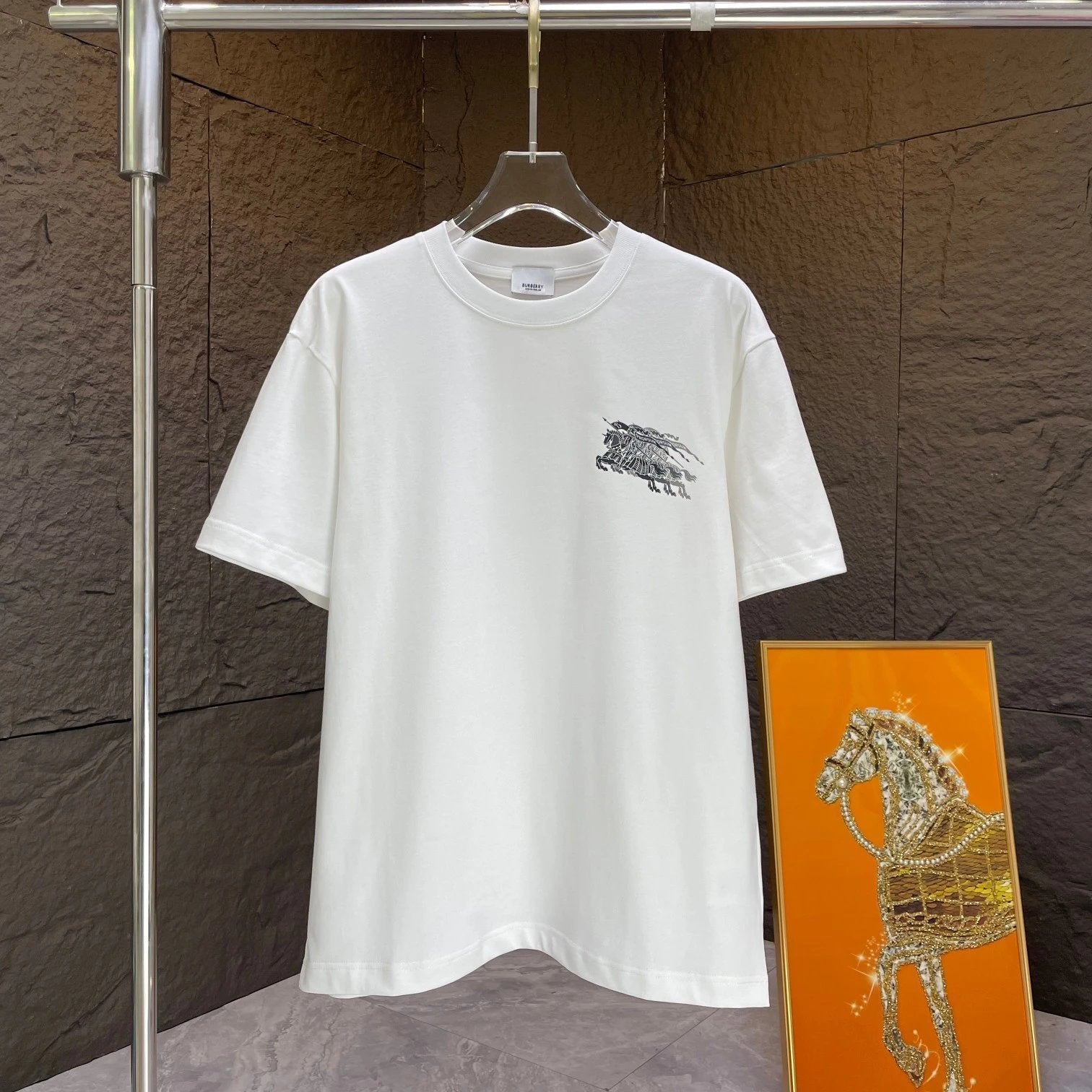 Burberry T-shirt Backside Overlapping Print logo round Neck Short Sleeve25ss New Pure Cotton Unisex Style T T-shirt OS Loose Fit Base Shirt Half Sleeve T-Shirt Top Half Sleeve