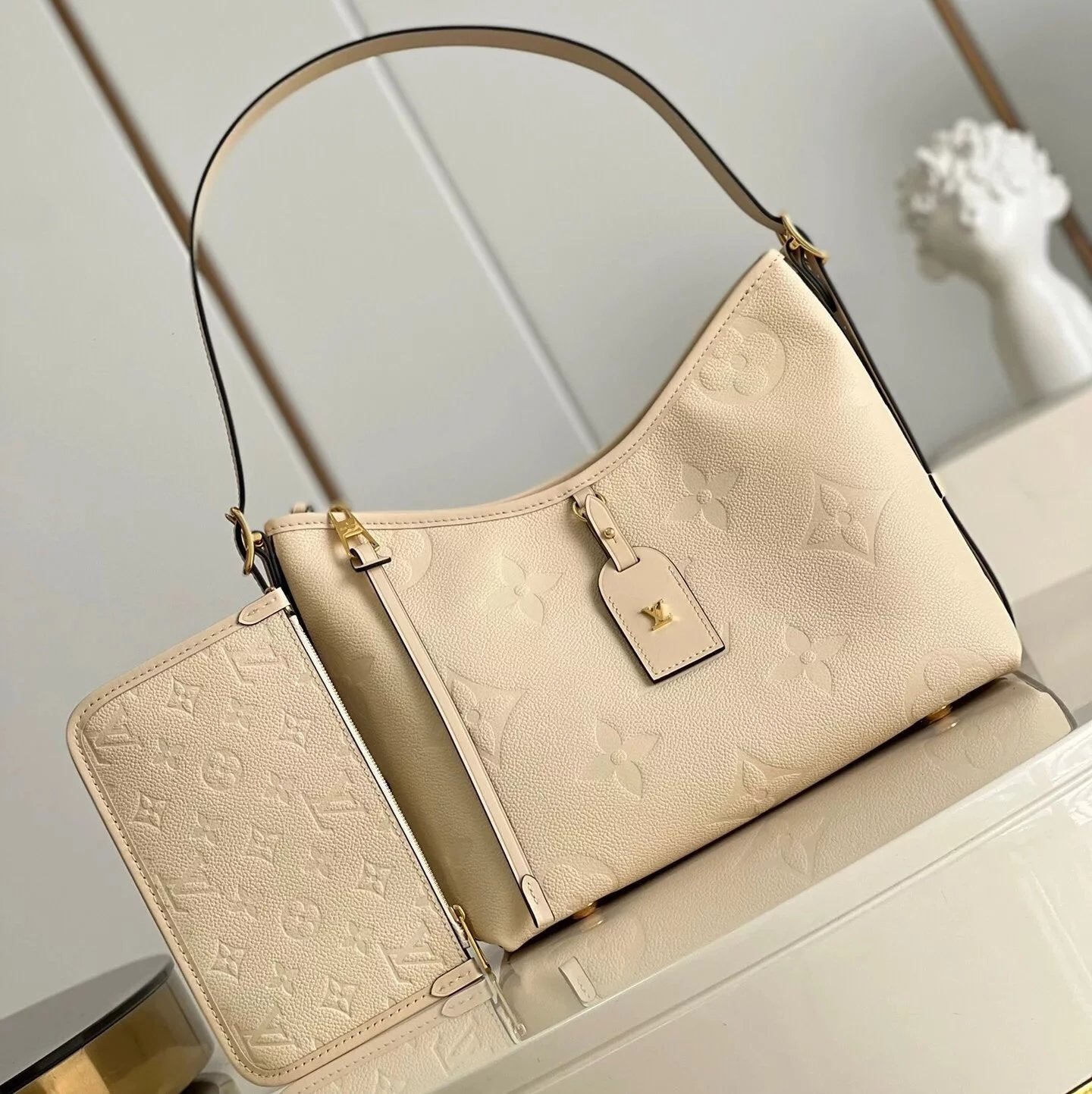 Louis Vuitton LV Women's Bag Top version 【Original Leather】2022Autumn and Winter New Full Leather Embossed Series Tote Bag CARRYALL Handbag Underarm Bag Shoulder Handbag Women's Bag Hand Bag Handbag Shoulder Bag Underarm Bag Women's Bag M46288M46289