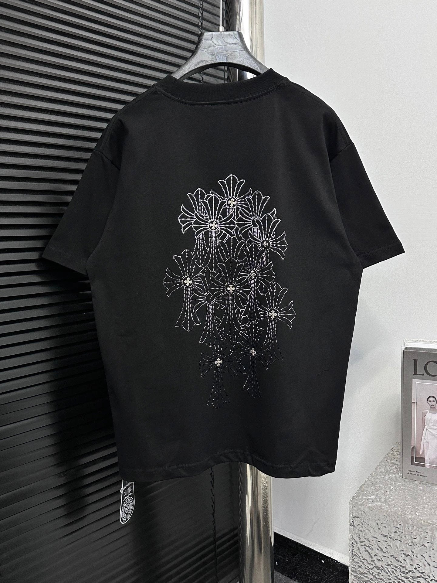 Chrome Hearts T-shirt Backside Print logo round Neck Short Sleeve25ss New Pure Cotton Unisex Style T T-shirt OS Loose Fit Base Shirt Top Half Sleeve T-Shirt