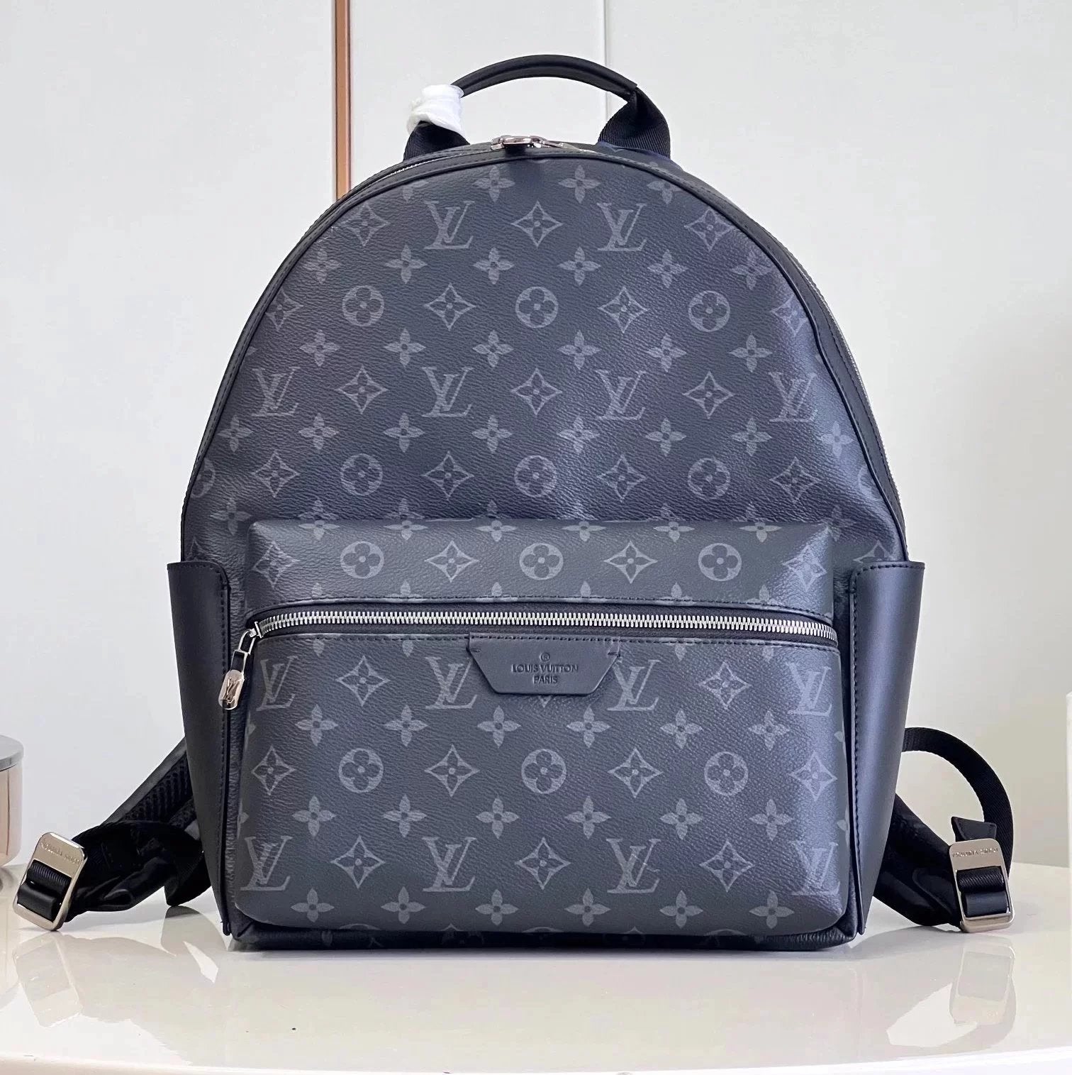 Louis Vuitton LV Backpack Top version 【Level】Original Black Presbyopic Discovery Embossed Backpack Travel Bag M46553Black M46557Gray Men's Backpack Hiking Backpack New Backpack