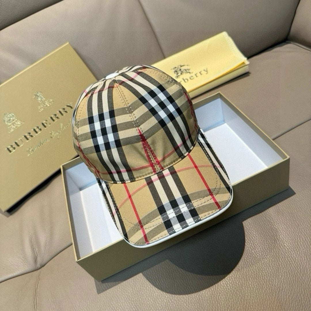 Burberry Hat Plaid Print logo Baseball Cap Sunshade Sun Protection Duckbill Cap Slimming Face Curved Brim Versatile Large Head Circumference Sports Hat Unisex Couple Style
