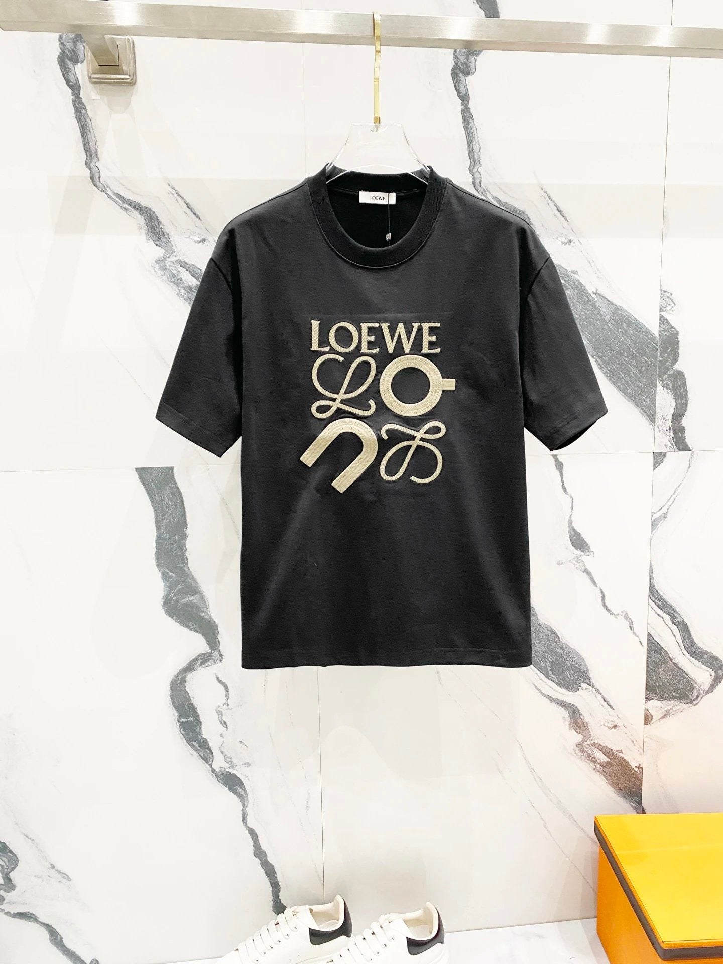 LOEWE T-shirt Chest Letter Emblem Embroidery logo round Neck Short Sleeve25ss New Pure Cotton Unisex Style T T-shirt OS Loose Fit Base Shirt Top Half Sleeve T-Shirt