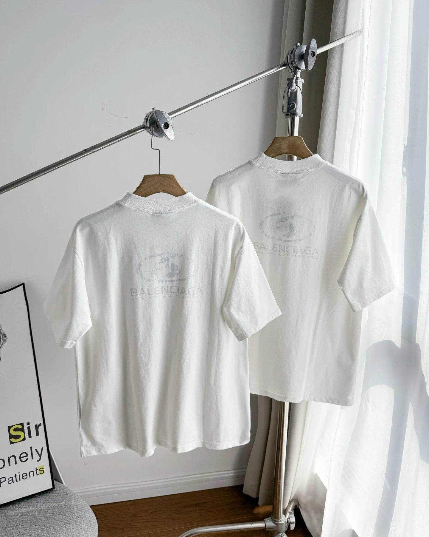 Balenciaga T-shirt Chest with Fuzzy Letter Print logo round Neck Short Sleeve25ss New Pure Cotton Unisex Style T T-shirt OS Loose Fit Base Shirt Half Sleeve T-Shirt Top Half Sleeve