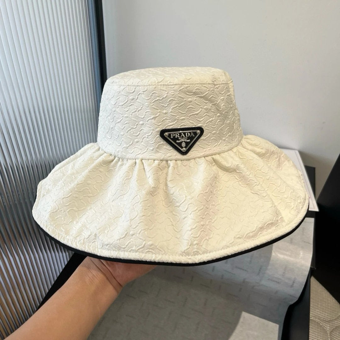 PRADA Hat Triangle mark logo Fisherman Hat Casual Sun Protection Plain Face Covering Sunshade Outdoor UV Protection Versatile Flat Top Bucket Hat