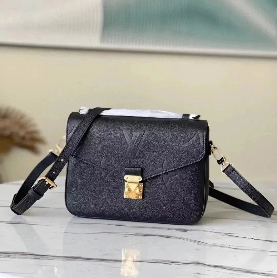 Louis Vuitton LV Women's Bag Top version 【Original Order】2021New Casual Fashion Genuine Leather Crossbody Small Square Bag Trendy All-Match Twist Lock Bag PochetteMetis Women's Shoulder Crossbody Messenger Bag M59211