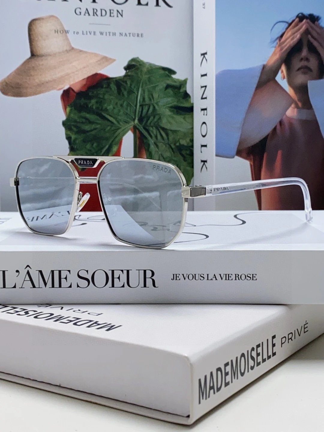 PRADA Sunglasses Letter Logo Frame Sunglasses Slimming Non-Prescription UV Protection Unisex Couple Style Driving Beach Fishing25ss New Sports Casual Versatile