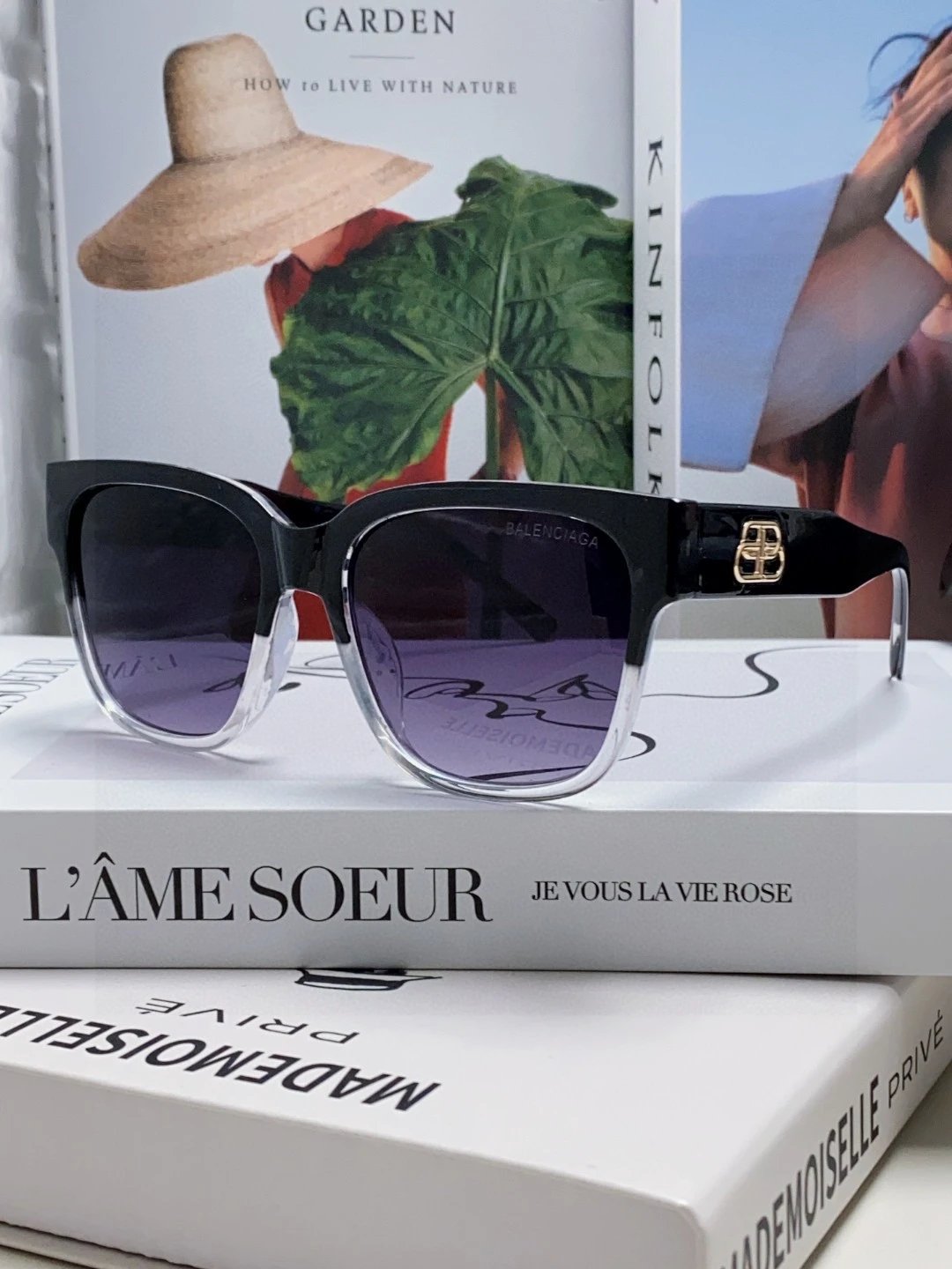 Balenciaga Sunglasses Large B Letter Temple Sunglasses Slimming Non-Prescription Unisex Couple Style Driving Beach Fishing UV Protection25ss New Sports Casual Versatile