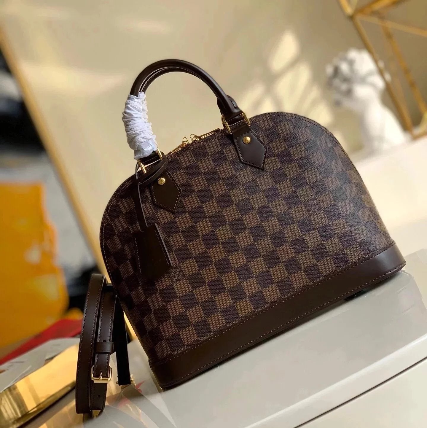Louis Vuitton LV Women's Bag Top version Classic Chessboard Plaid Presbyopic Shell Bag Handbag Crossbody Shoulder Bag23New Water Ripple Cowhide Series New Handbag Shell Bag Women's Bag
