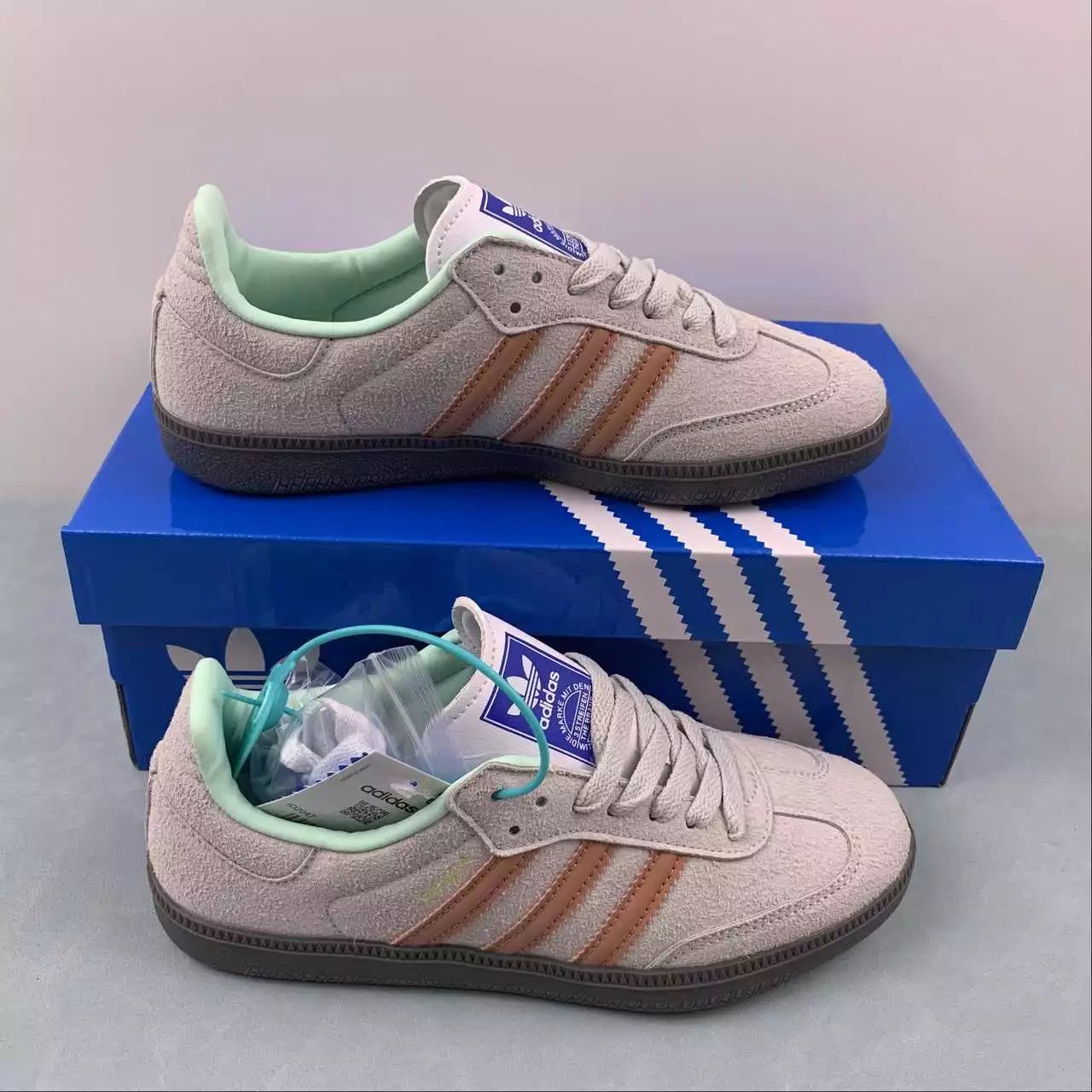 Adidas shoes New All-Match Trendy Men's Casual Shoes