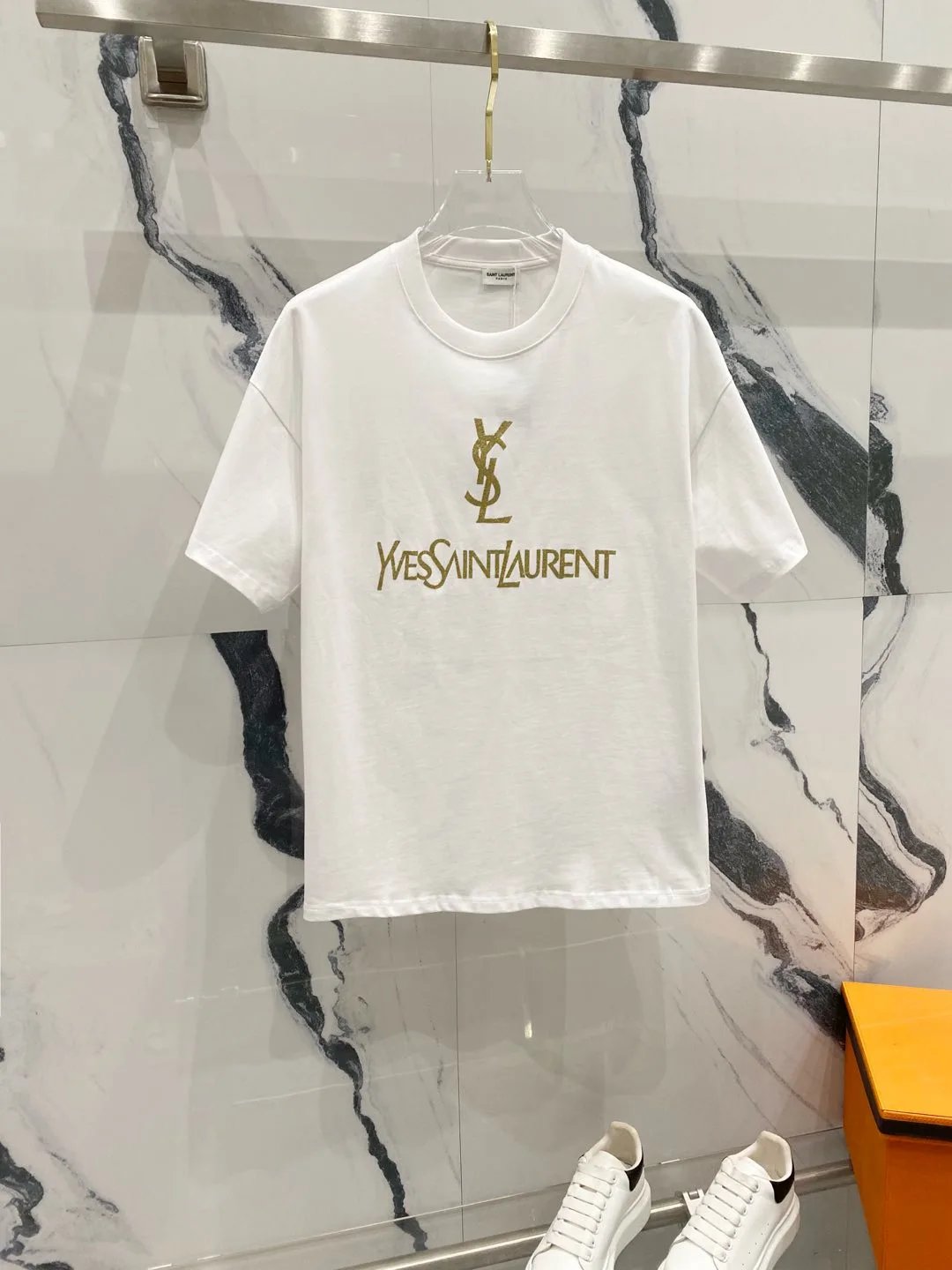 YSL T-shirt Simple Gold Line Brand Letter on Chest logo round Neck Short Sleeve25ss New pure cotton T Unisex T-Shirt OS Drop Shoulder Loose Fit Base Shirt Top T-Shirt Short Sleeve